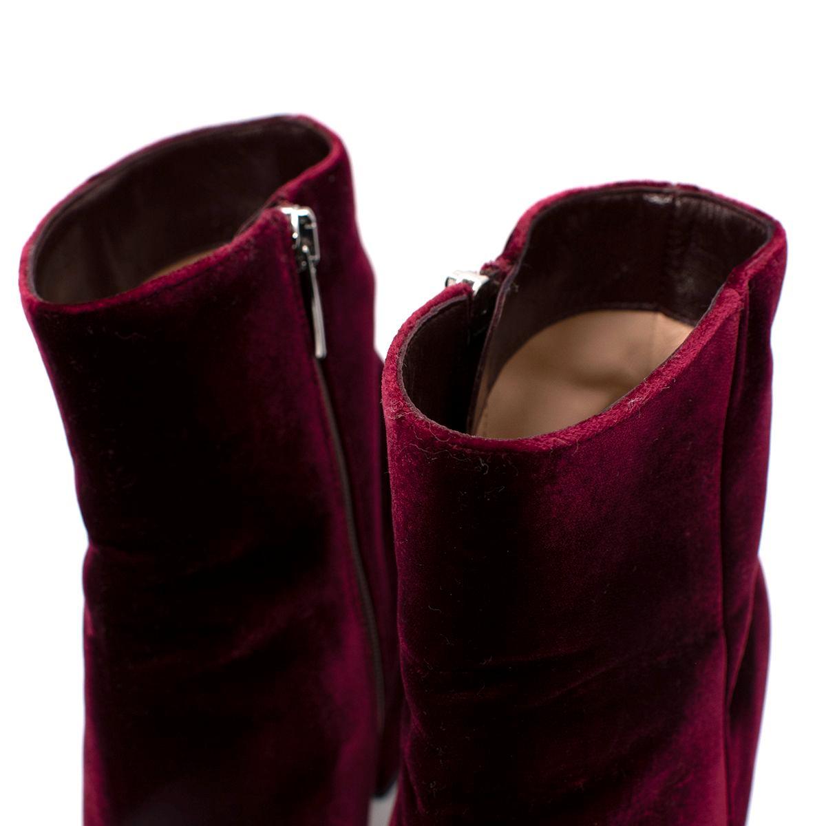 Black Gianvito Rossi Burgundy Velvet Heeled Ankle Boots For Sale