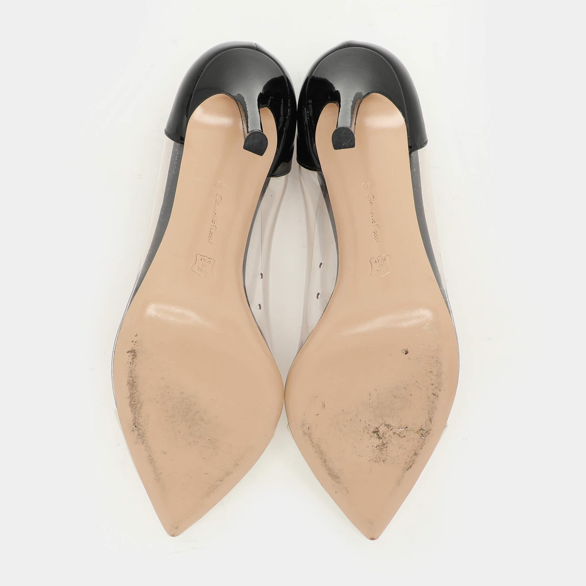 Gianvito Rossi - Escarpins en cuir verni crème/noir et plexi PVC Taille 40 en vente 1