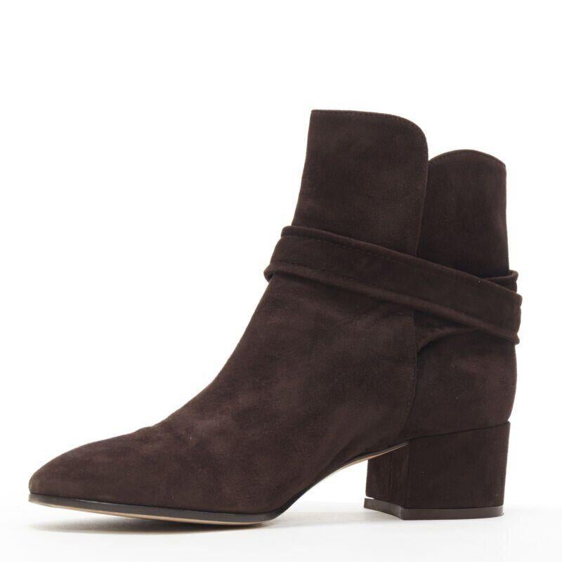 GIANVITO ROSSI dunkelbraune Wildleder-Stiefeletten mit Krawatte und klobigem Blockabsatz EU37 US7 im Zustand „Gut“ im Angebot in Hong Kong, NT
