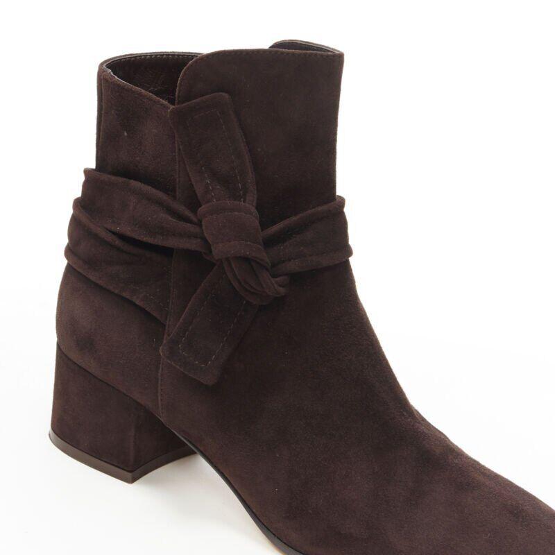 GIANVITO ROSSI dunkelbraune Wildleder-Stiefeletten mit Krawatte und klobigem Blockabsatz EU37 US7 im Angebot 3
