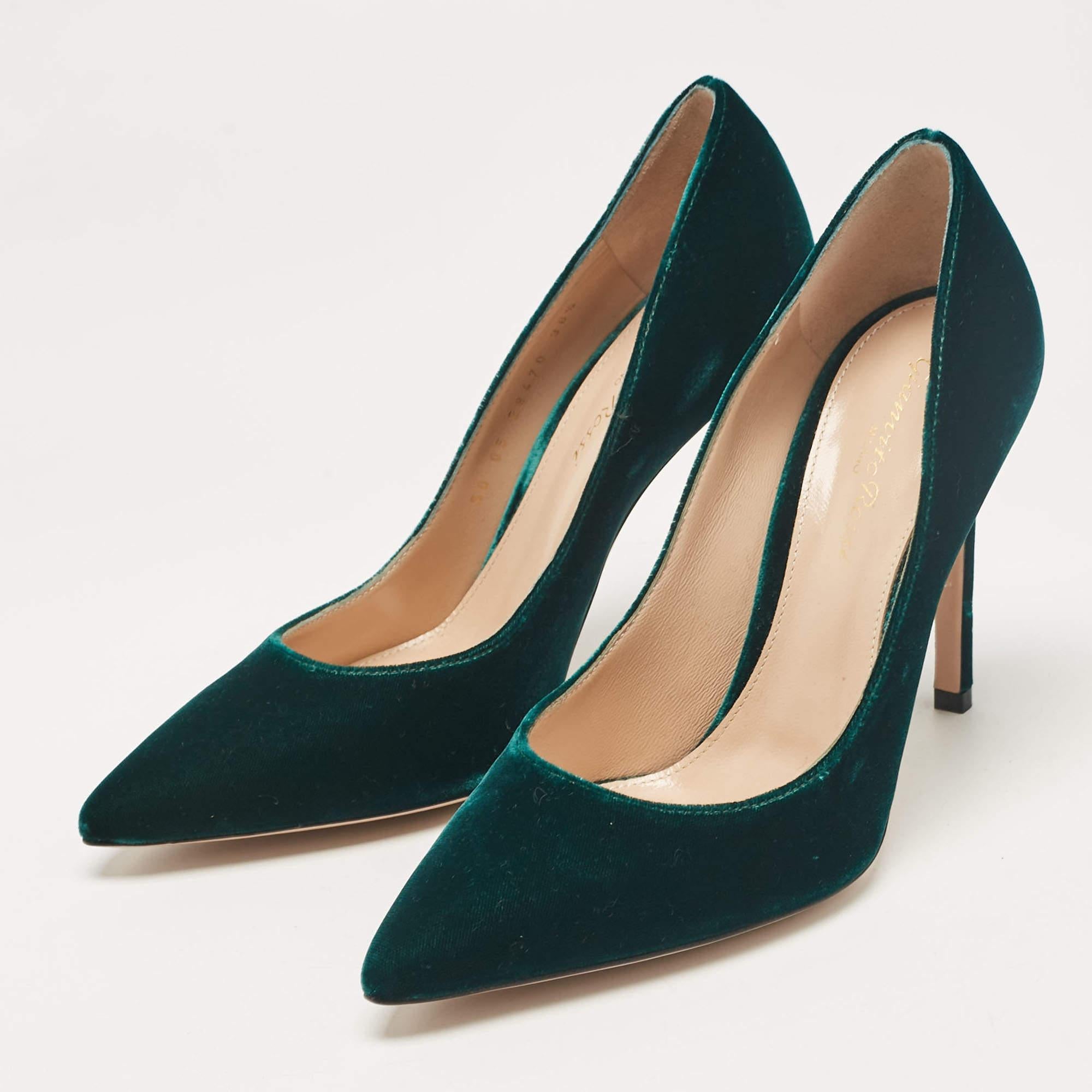 Make a statement with these Gianvito Rossi dark green pumps for women. Impeccably crafted these chic heels offer both fashion and comfort elevating your look with each graceful step.