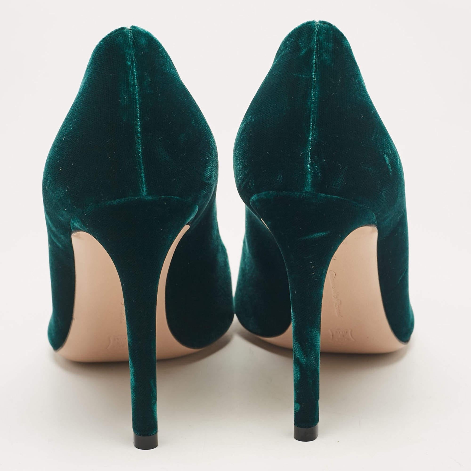 Women's Gianvito Rossi Dark Green Velvet Gianvito Pumps Size 36.5