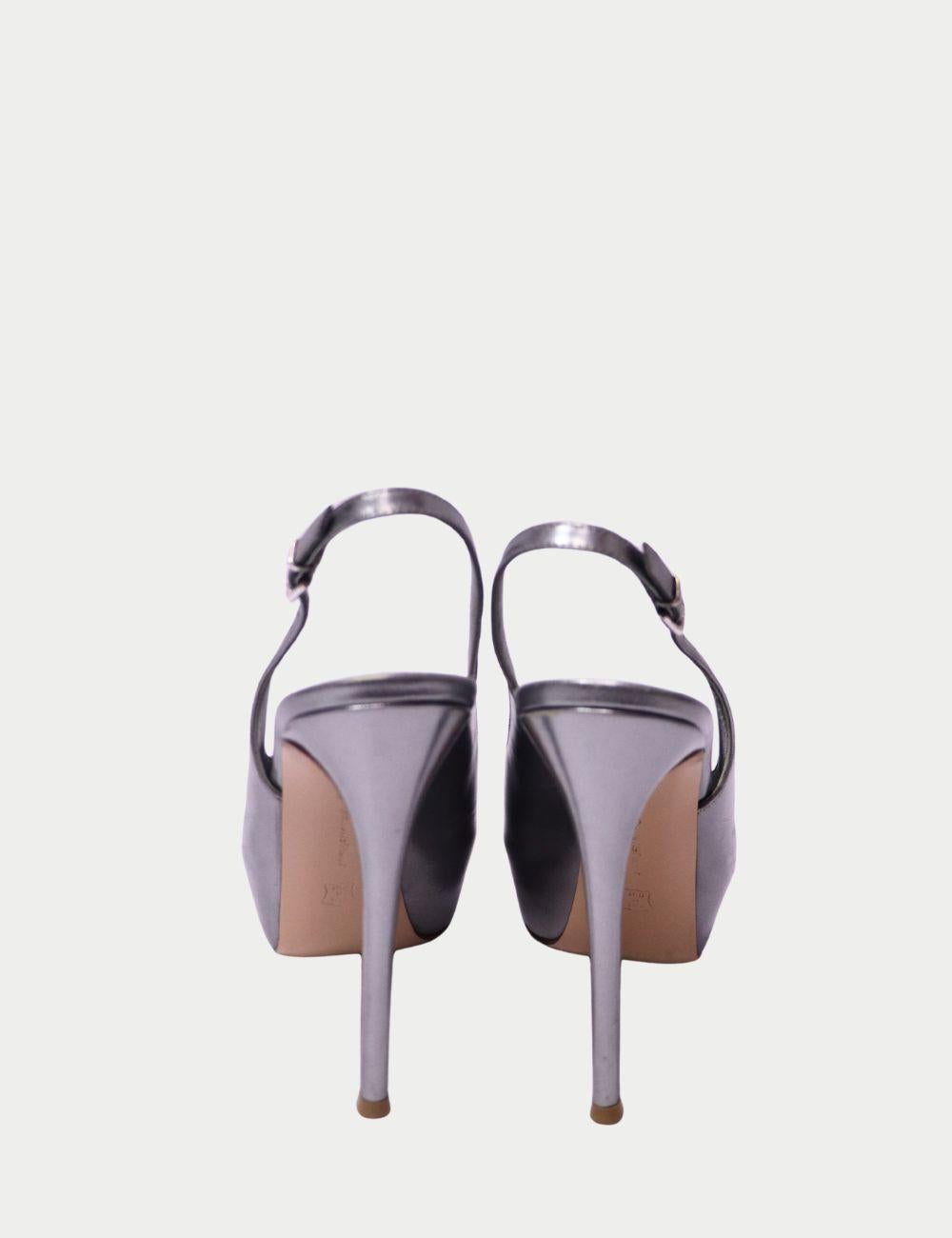 Gianvito Rossi - UE 38 en Bueno estado para la venta en Amman, JO
