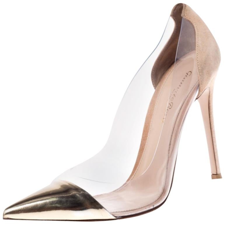 Gianvito Rossi Gold 39 - 2 For Sale on 1stDibs