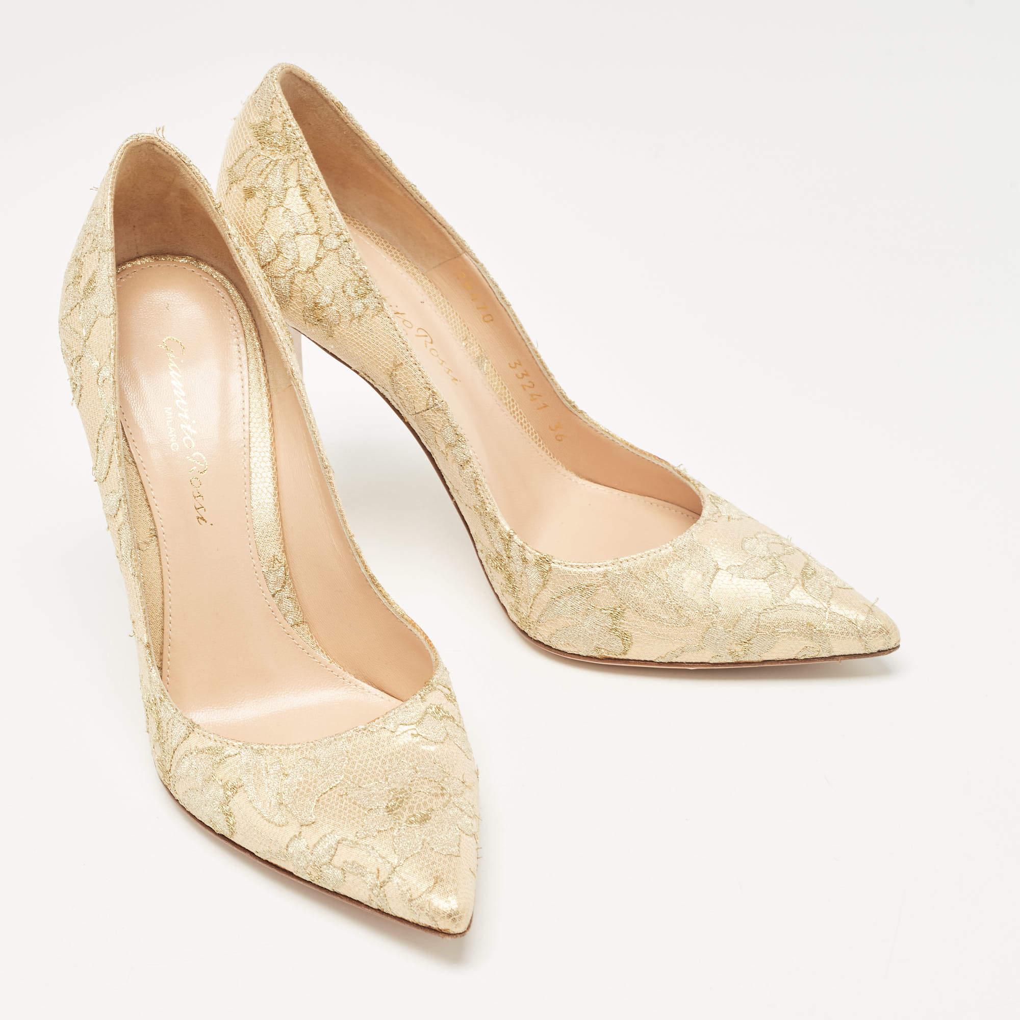 Women's Gianvito Rossi Gold Lace  Gianvito Pumps Size 36