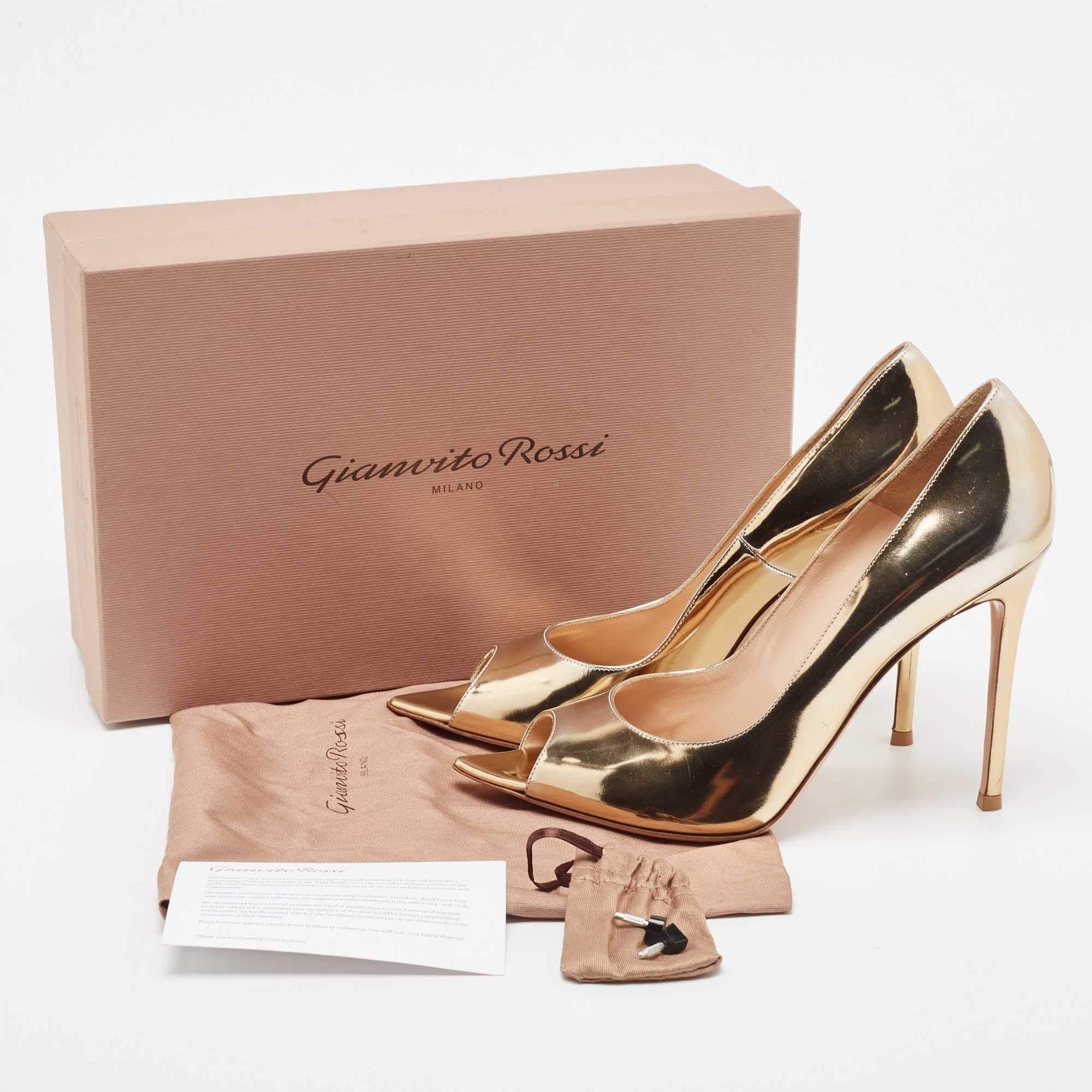 Gianvito Rossi Gold Leather Open Toe Pumps Size 41 For Sale 5