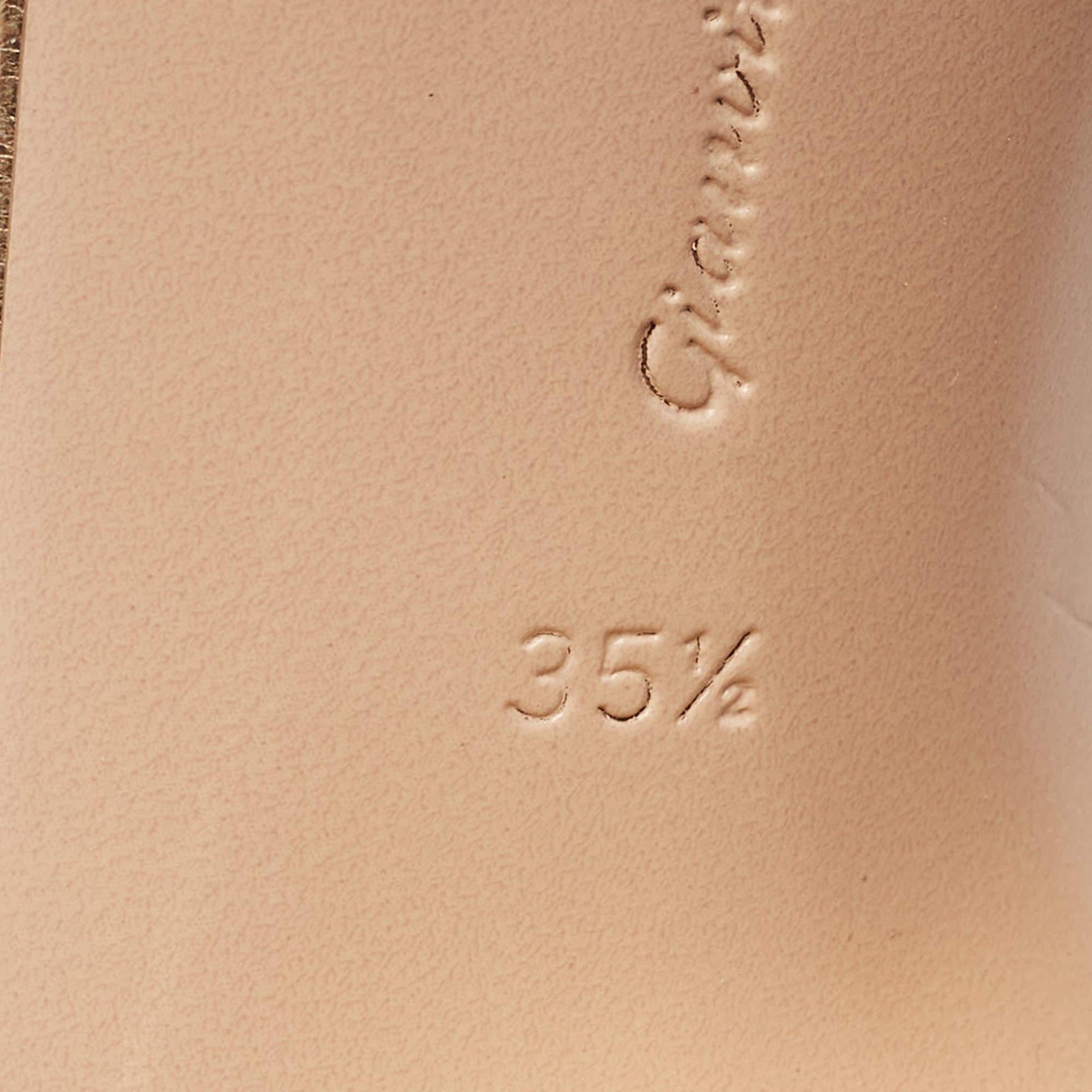 Gianvito Rossi Gold Leather Portofino Block Heel Sandals Size 35.5 For Sale 4