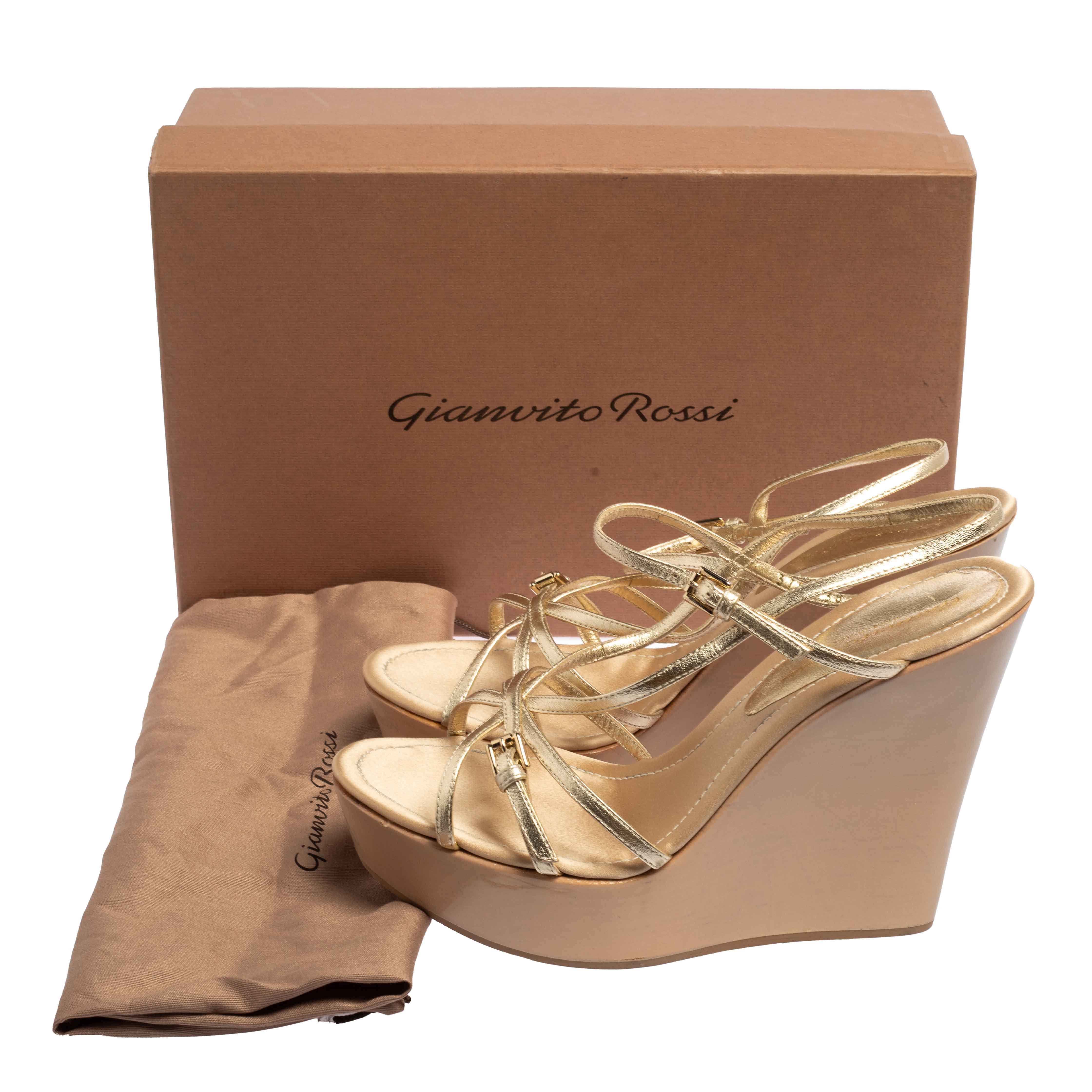 Gianvito Rossi Sandalias de tiras de piel dorada talla 40 3