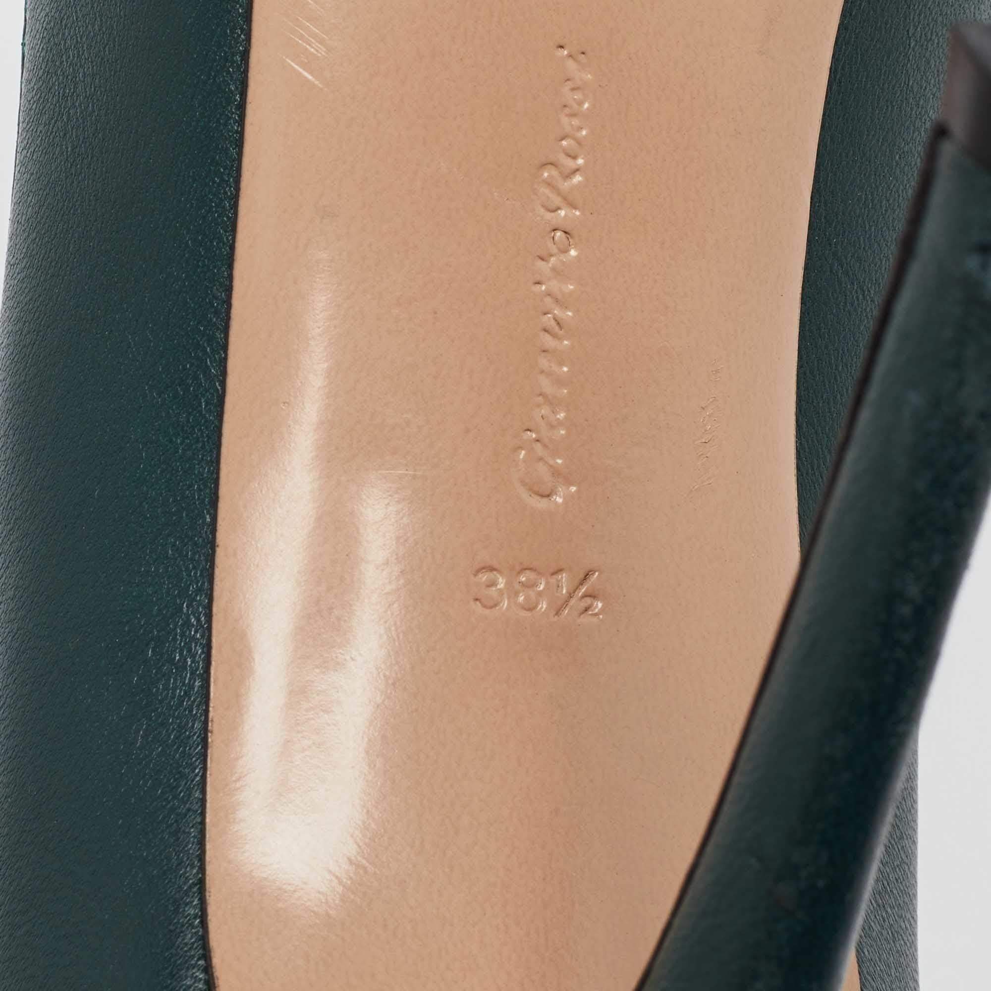 Gianvito Rossi Green Leather Gianvito Pumps Size 38.5 For Sale 3