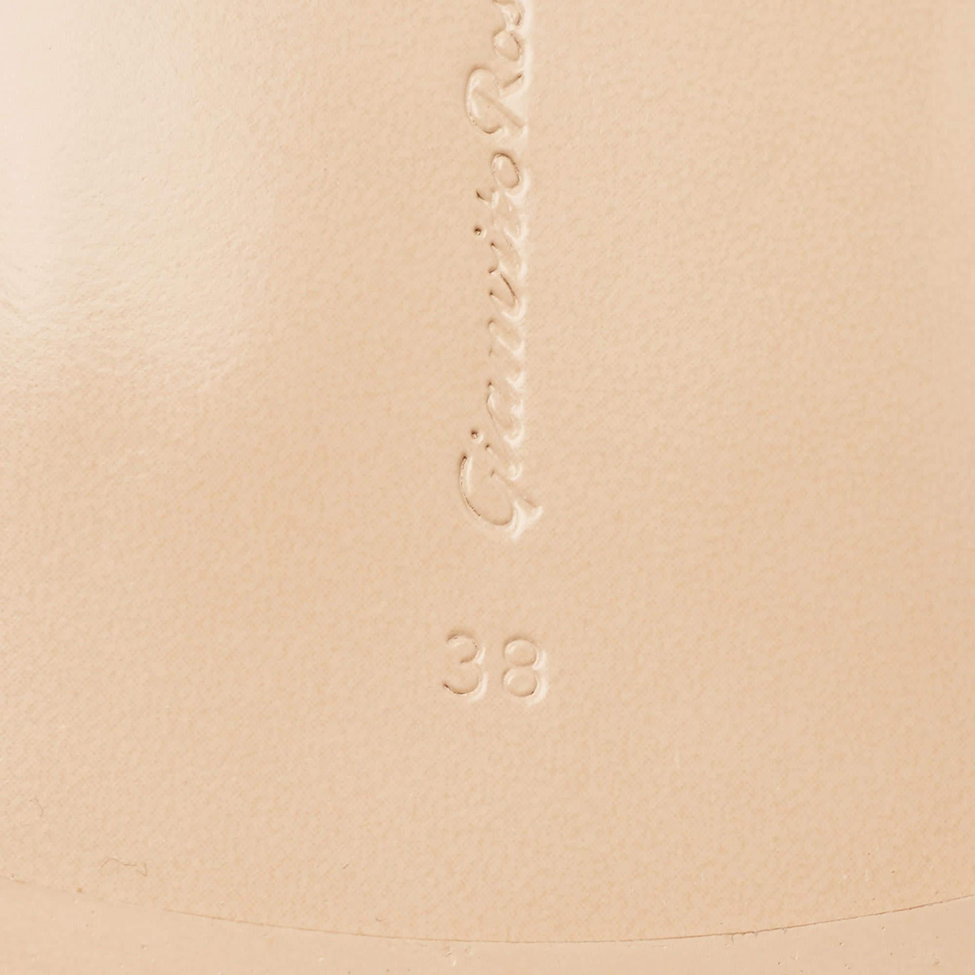 Gianvito Rossi - Chaussures plates ondulées en cuir vert, taille 38 en vente 3