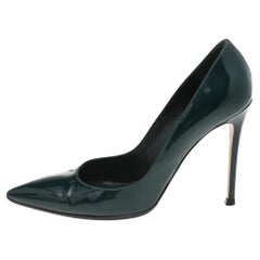 Gianvito Rossi Green Patent Leather Pointed Toe Pumps Size 39