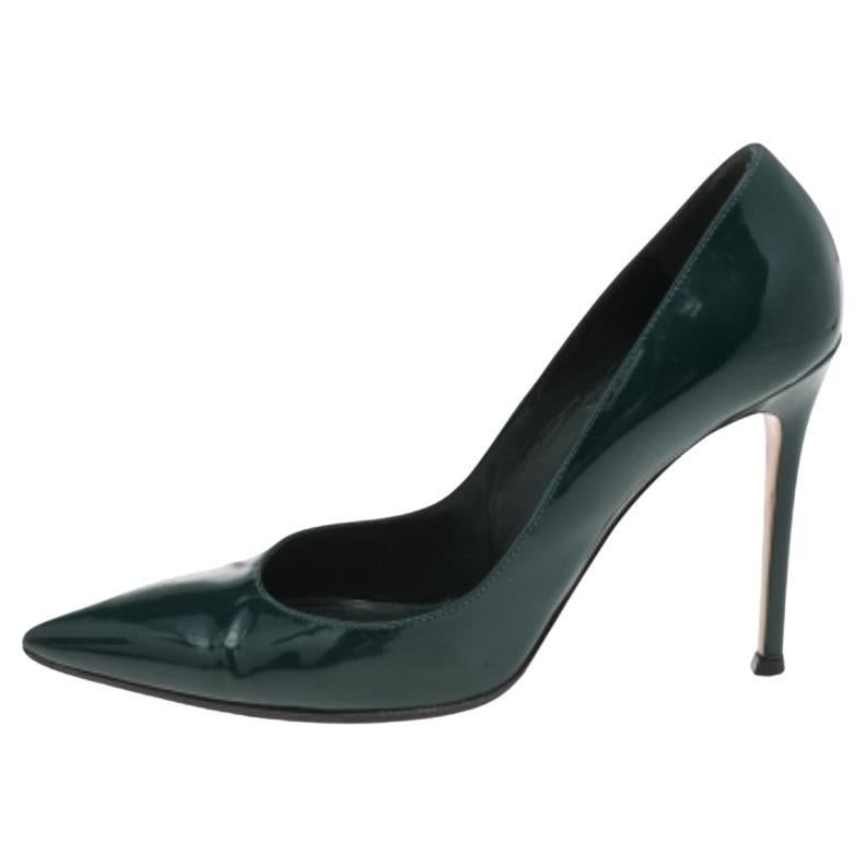 Gianvito Rossi Greene & Greene Pumps a punta in pelle verniciata Taglia 39