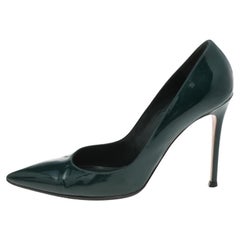 Gianvito Rossi Greene & Greene Pumps a punta in pelle verniciata Taglia 39