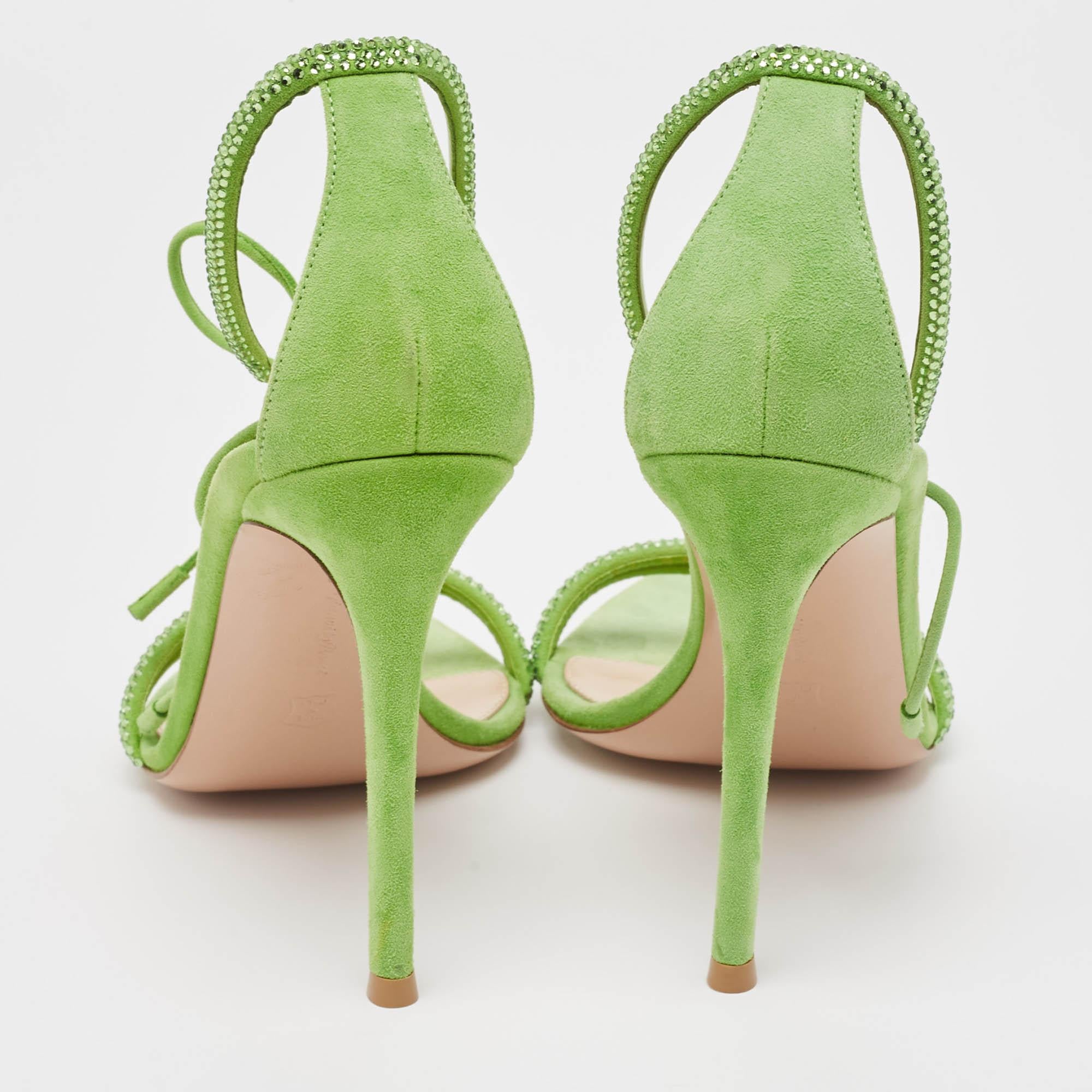 Gianvito Rossi Green Suede Crystal Embellished Montecarlo Sandals Size 40 In Excellent Condition For Sale In Dubai, Al Qouz 2