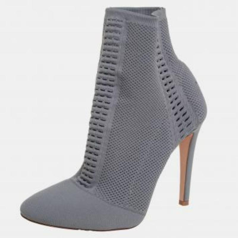 Gianvito Rossi Grey Stretch Knit Thurlow Ankle Boots Size 39 For Sale 2