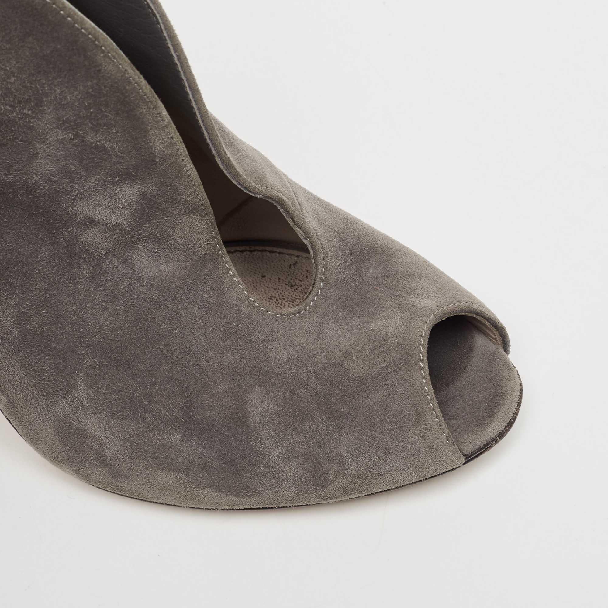 Gianvito Rossi Botines de ante gris tamaño 35.5 en venta 2