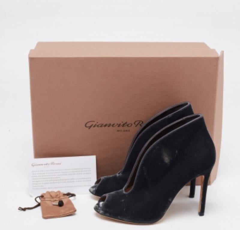 Gianvito Rossi Botines Peep-Toe de terciopelo gris Tamaño 35.5 en venta 4