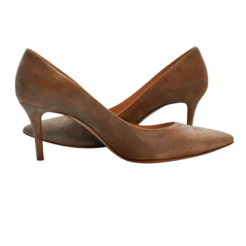 Gianvito Rossi Tacones de ante italiano Beige 41.5 en venta 4