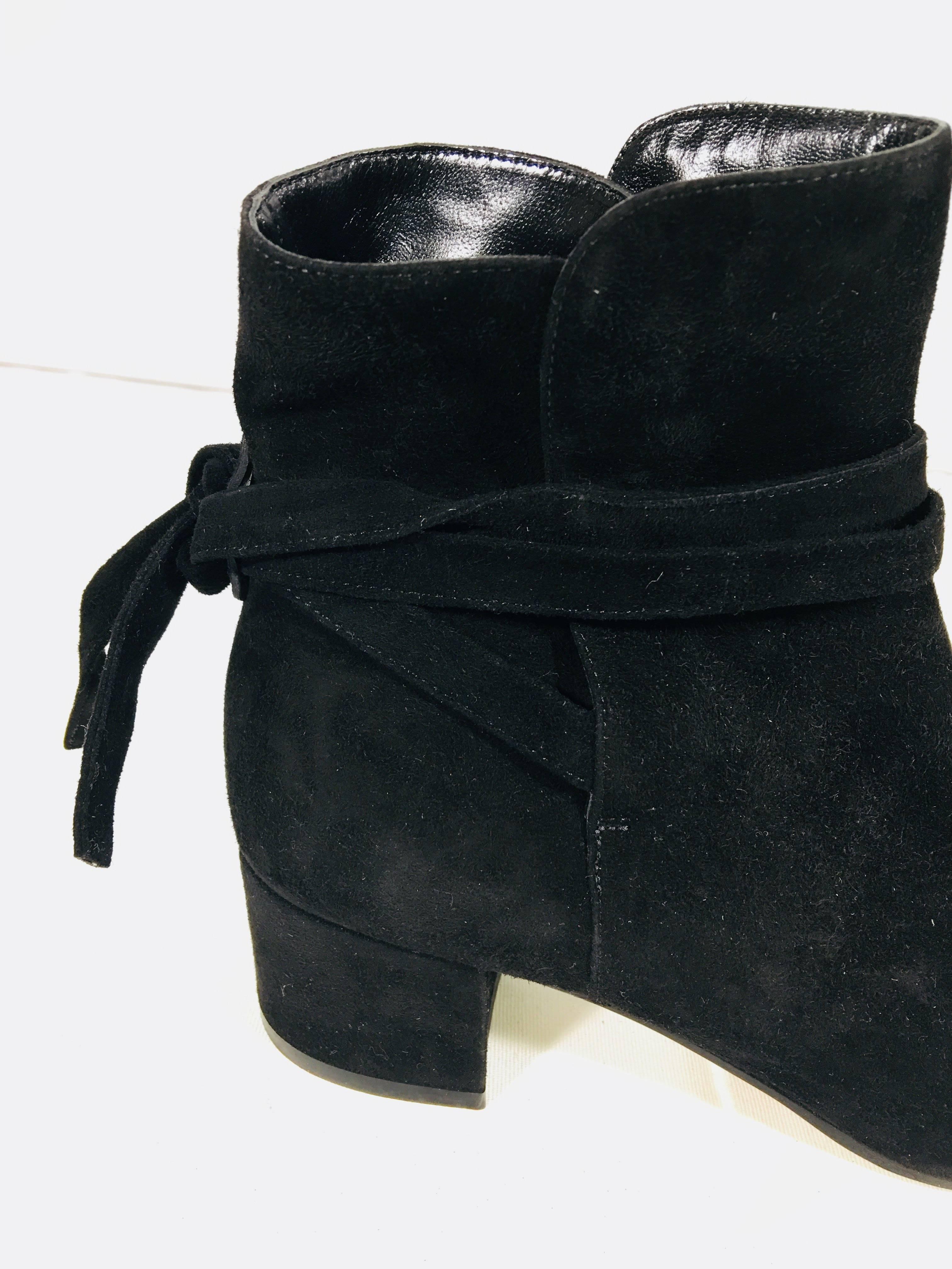 Gianvito Rossi Lace Up Ankle Booties with Round Toe in Black Suede.