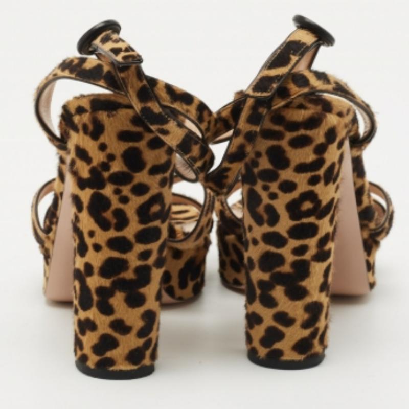 Gianvito Rossi Leopard Print Kalbshaar Plattform Knöchelriemen Sandalen Größe 39 im Angebot 2
