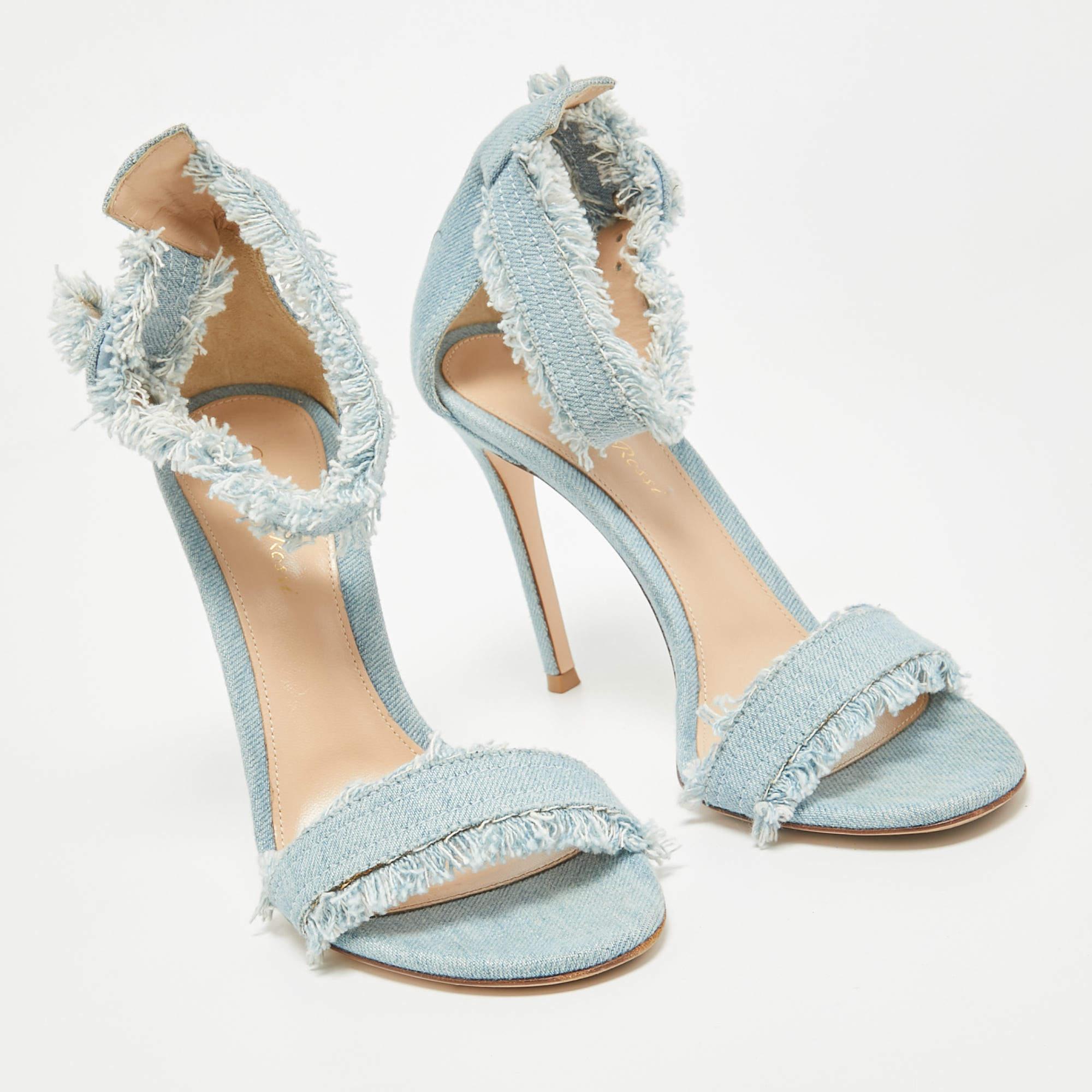 Gianvito Rossi Light Blue Denim Portofino Sandals Size 38.5 For Sale 1
