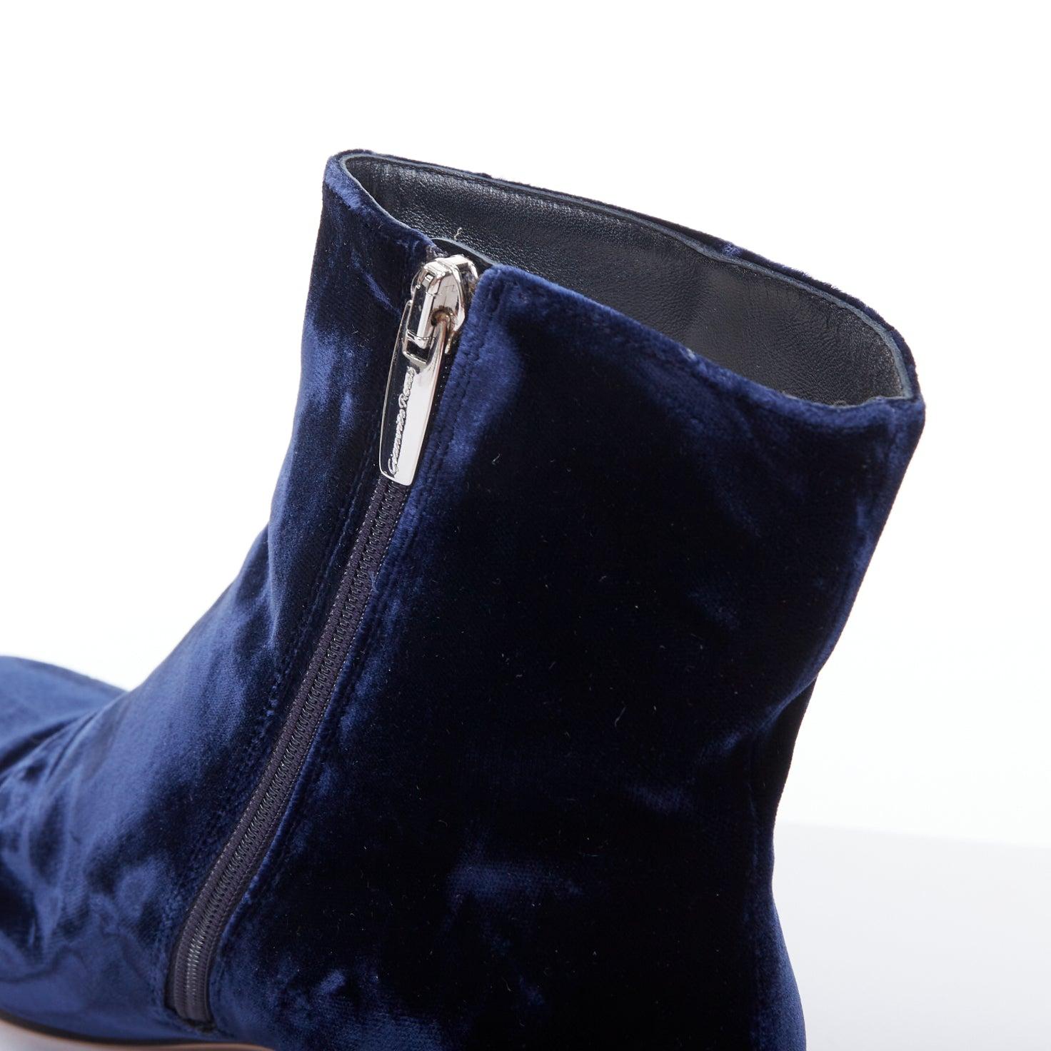 GIANVITO ROSSI Margaux navy velvet minimal zip ankle boots EU37.5 For Sale 2