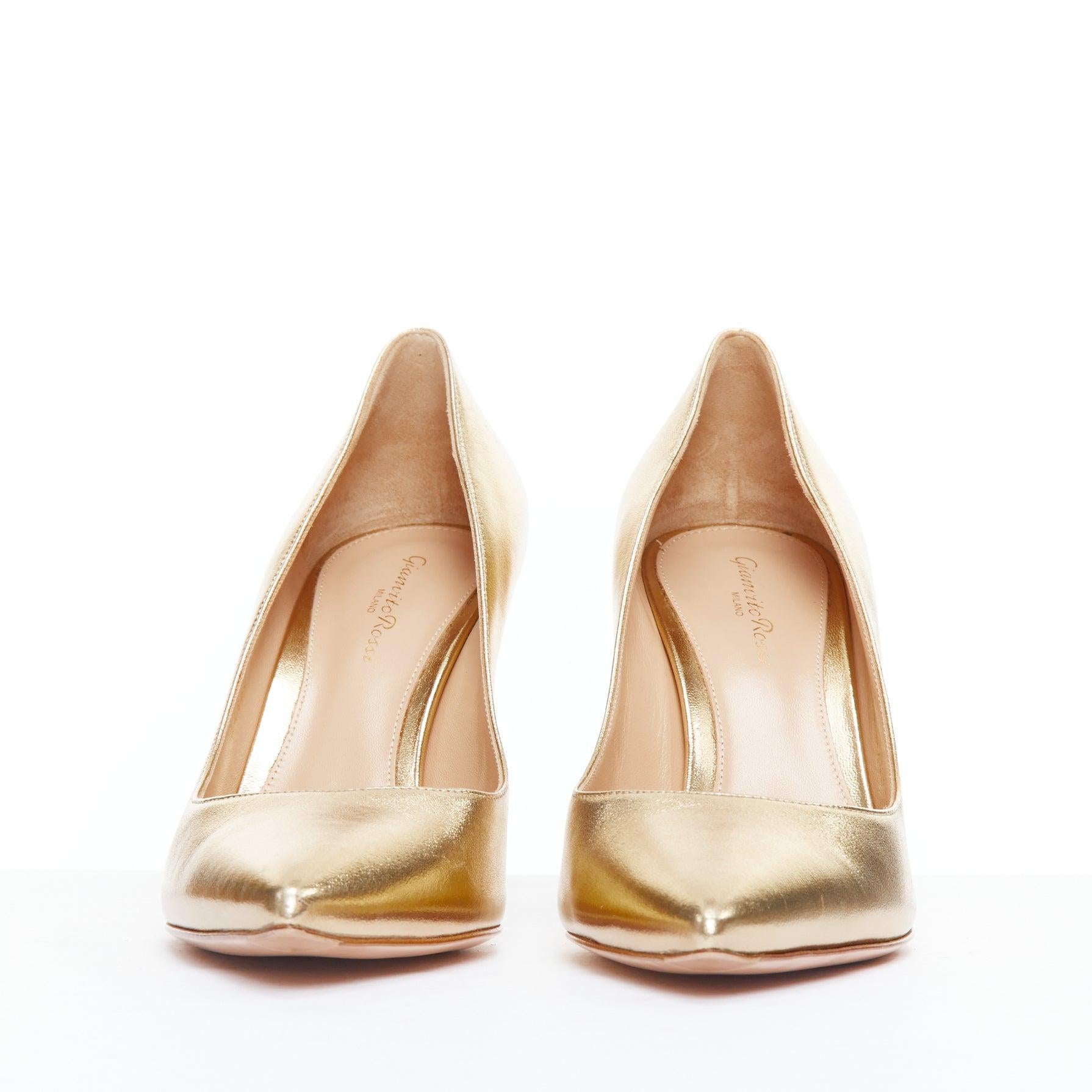 Gold GIANVITO ROSSI metallic gold leather pointy pump heels EU39.5 For Sale