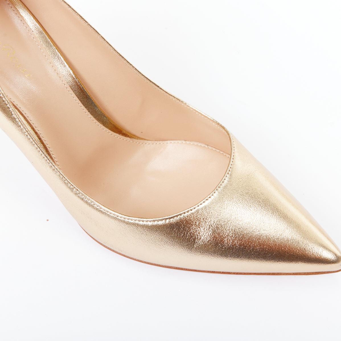 GIANVITO ROSSI metallic gold leather pointy pump heels EU39.5 For Sale 2
