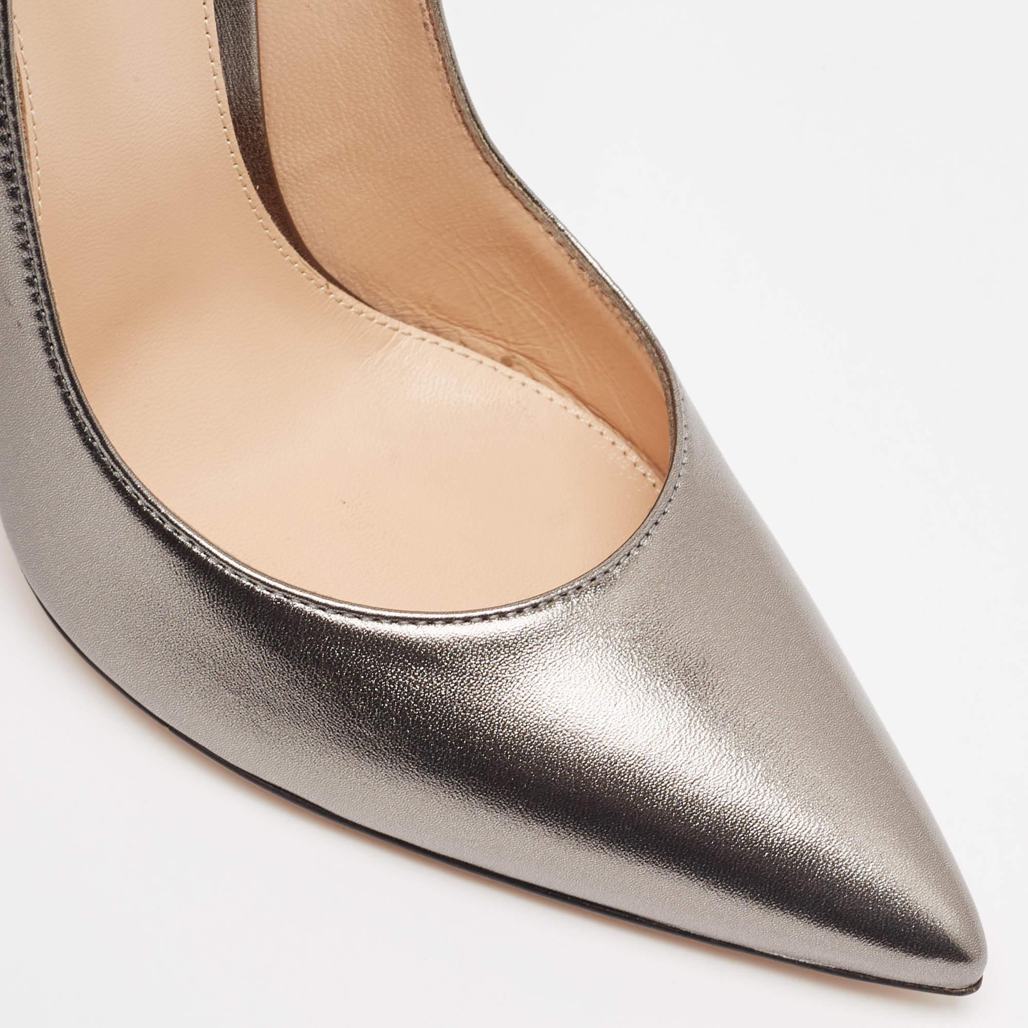 Gianvito Rossi Bombas de punta de cuero gris metalizado Talla 39 2