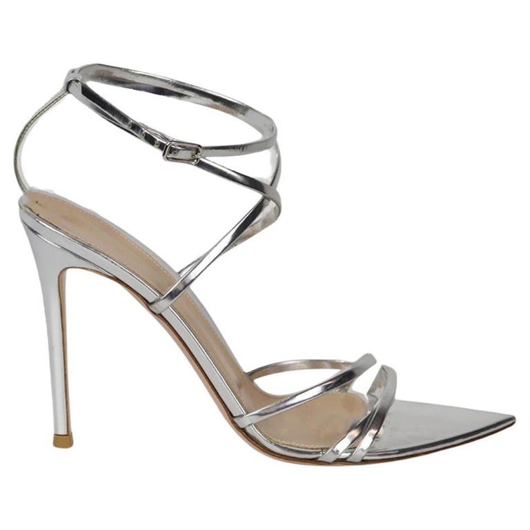 Gianvito Rossi Metallic Leather Sandals Eu 38.5 Uk 5.5 Us 8.5 For Sale at  1stDibs