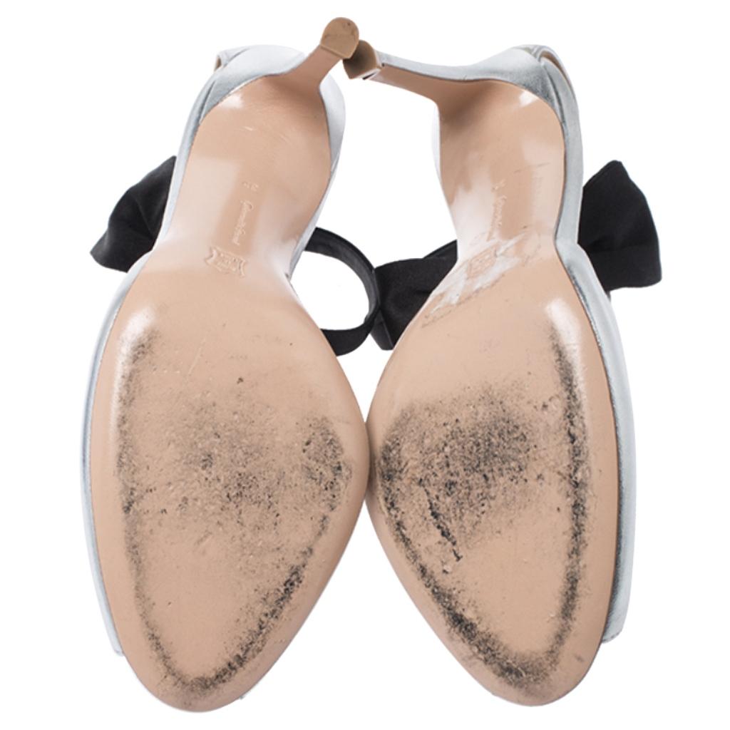 Gianvito Rossi Metallic Silver/Black Leather Bunny Bow Ankle Strap Sandals 35 In Good Condition In Dubai, Al Qouz 2
