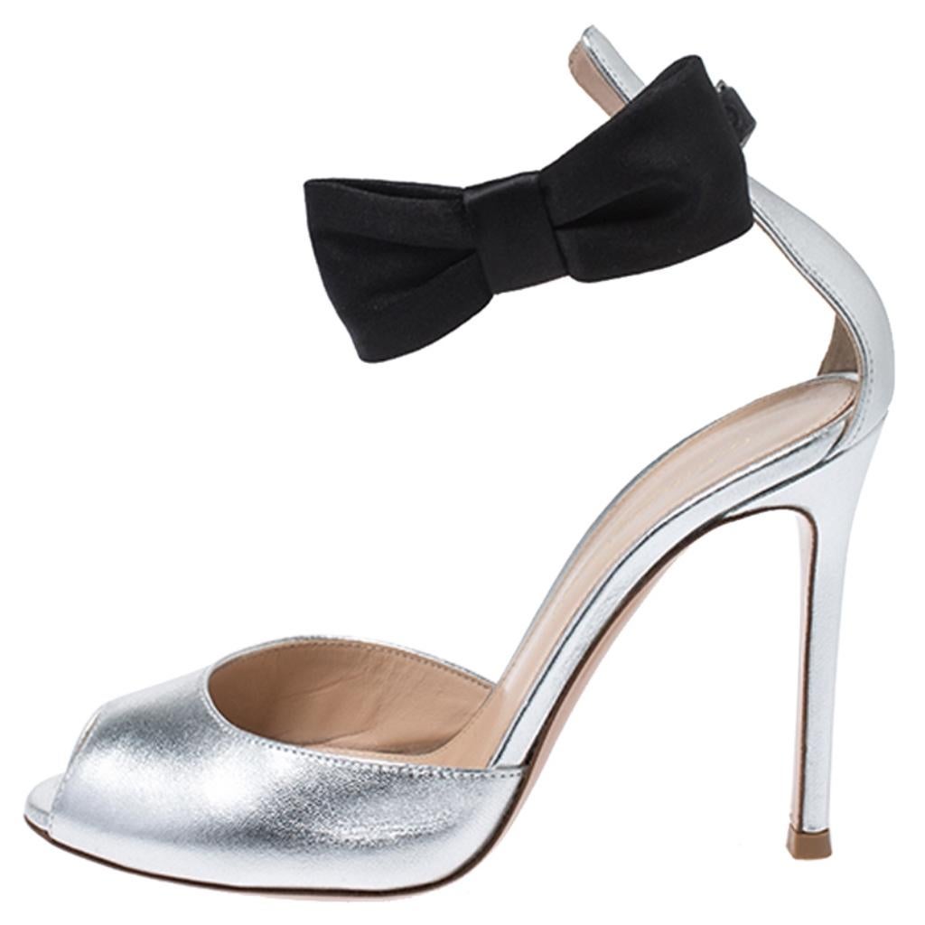 Women's Gianvito Rossi Metallic Silver/Black Leather Bunny Bow Ankle Strap Sandals 35
