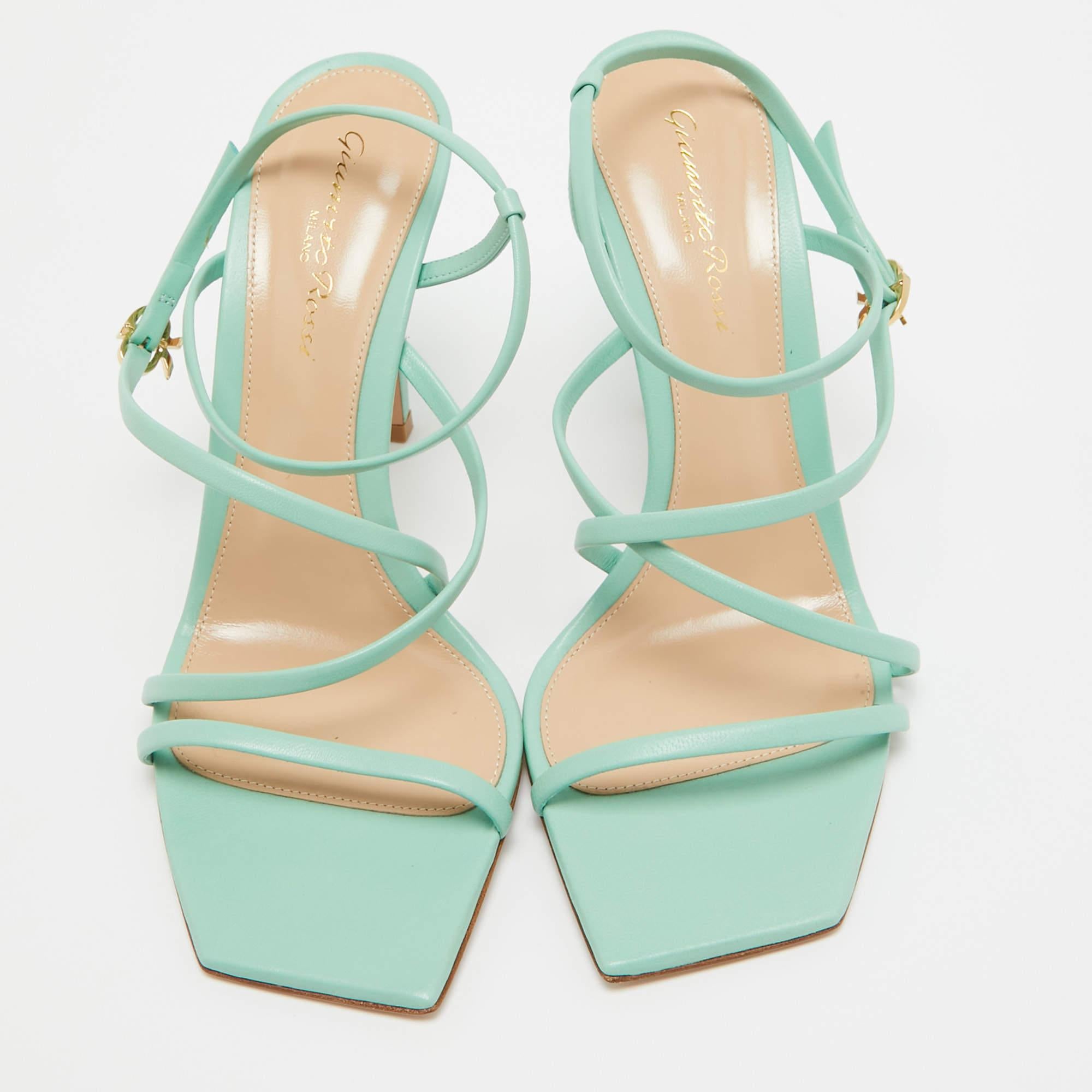 Perfectly sewn and finished to ensure an elegant look and fit, these Gianvito Rossi shoes are a purchase you'll love flaunting. They look great on the feet.

Includes: Original Dustbag, Original Box, Info Card

