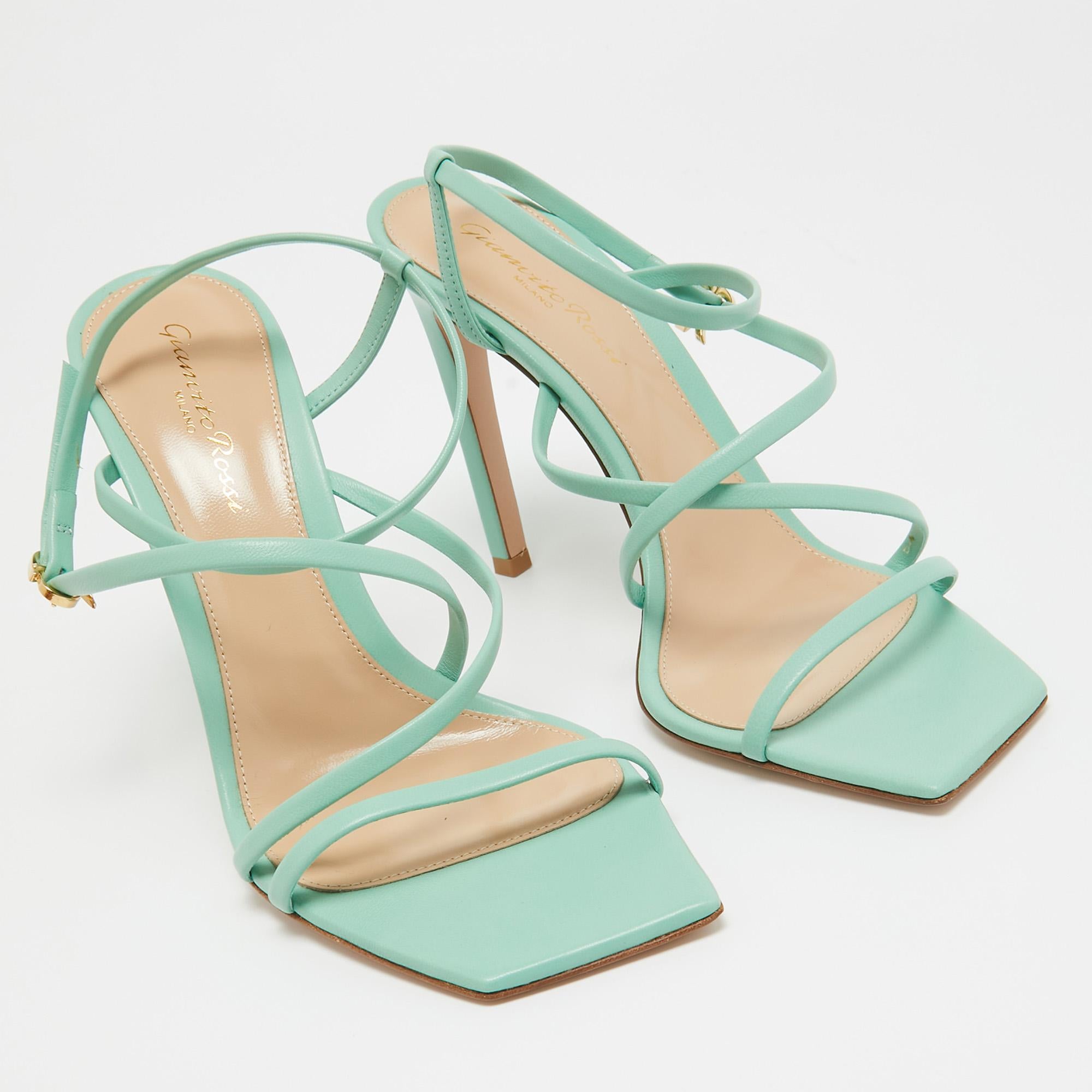 Gianvito Rossi Mint Green Leather Manilla Sandals Size 39 For Sale 4