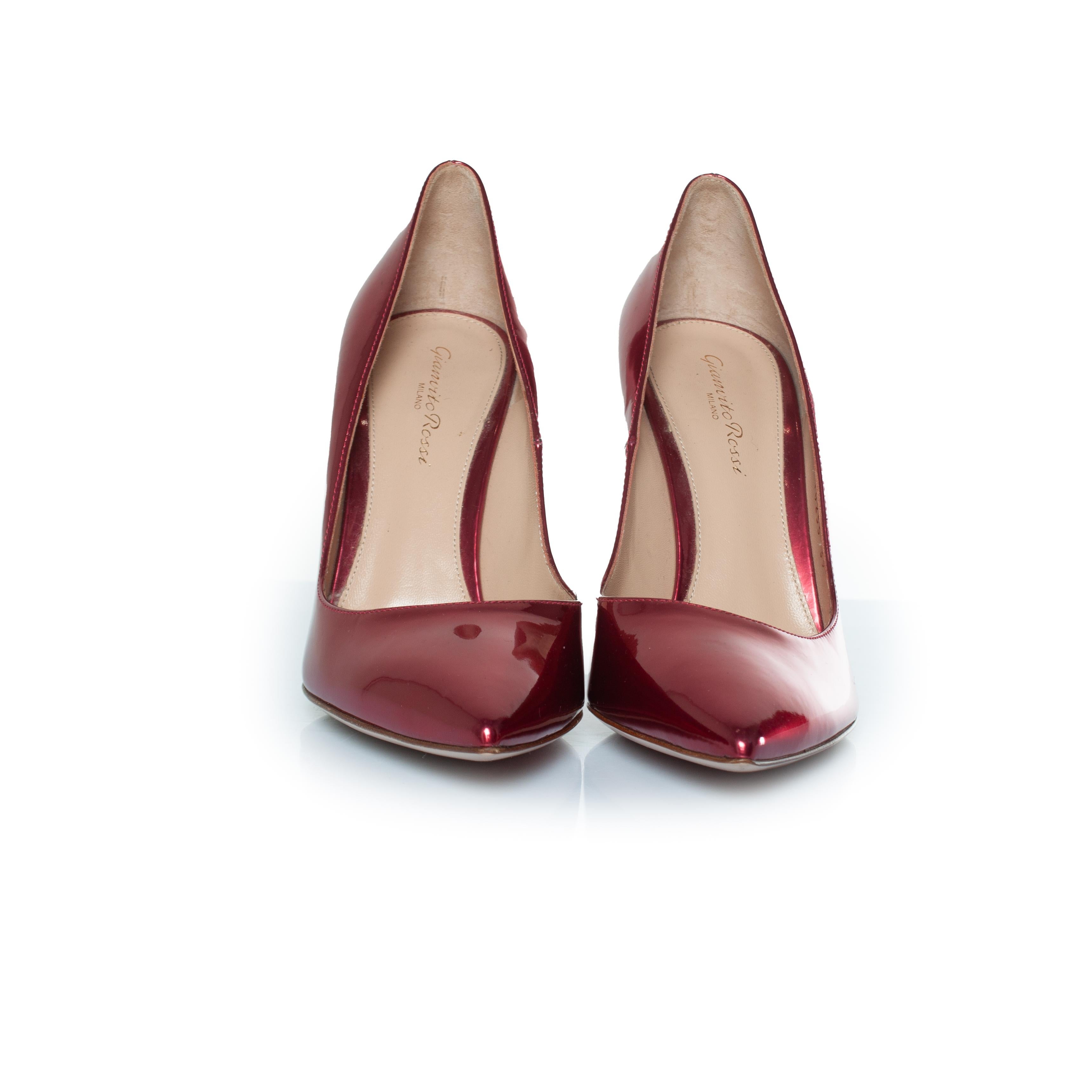 Gianvito Rossi, Mirrored red leather pumps In Excellent Condition For Sale In AMSTERDAM, NL