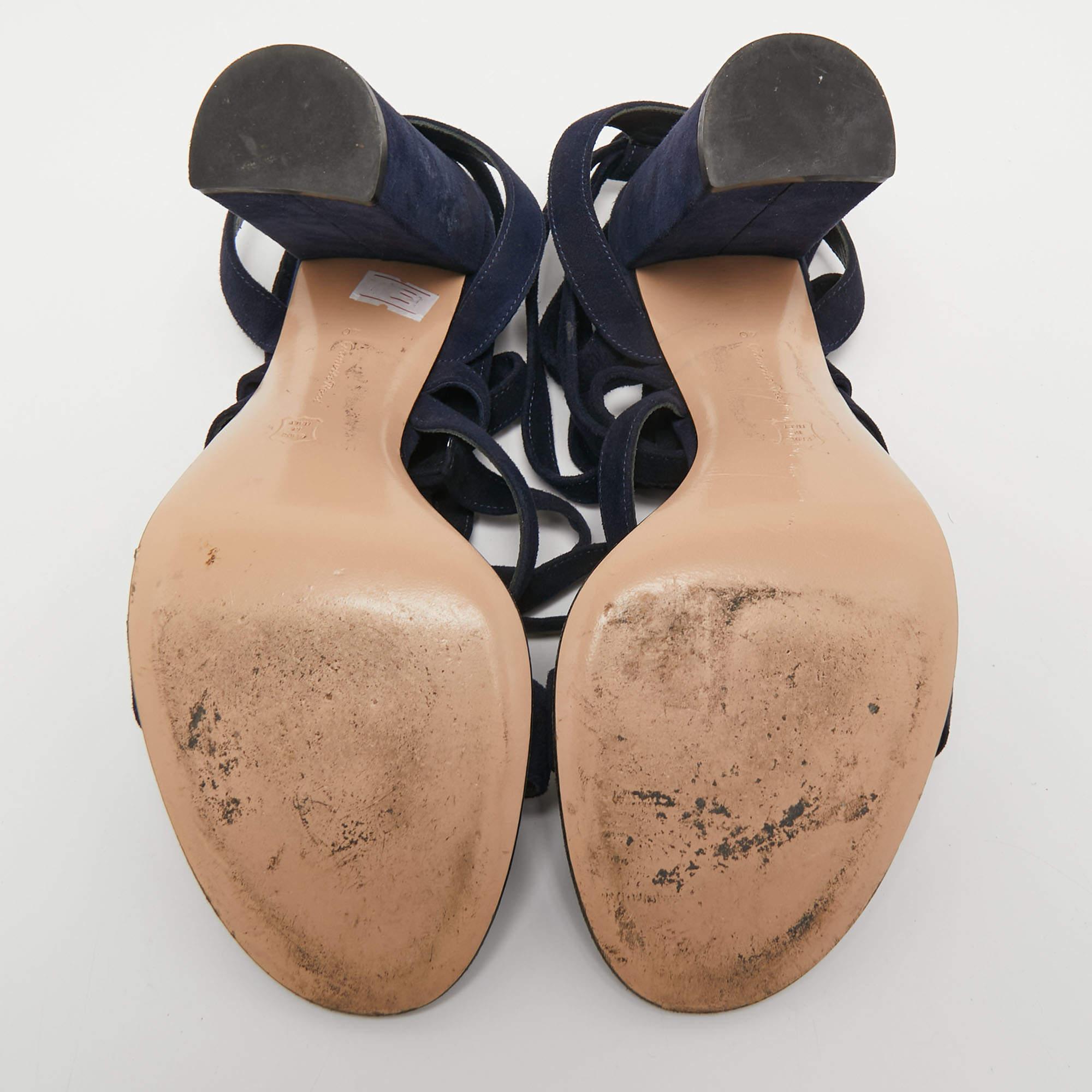 Gianvito Rossi Sandali alla caviglia in pelle scamosciata blu navy misura 40 in vendita 1