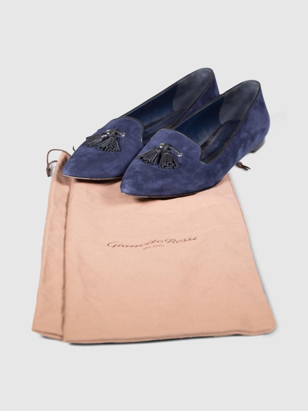 Gianvito Rossi Navy Suede Point Toe Flats Size IT 39 Negro en venta