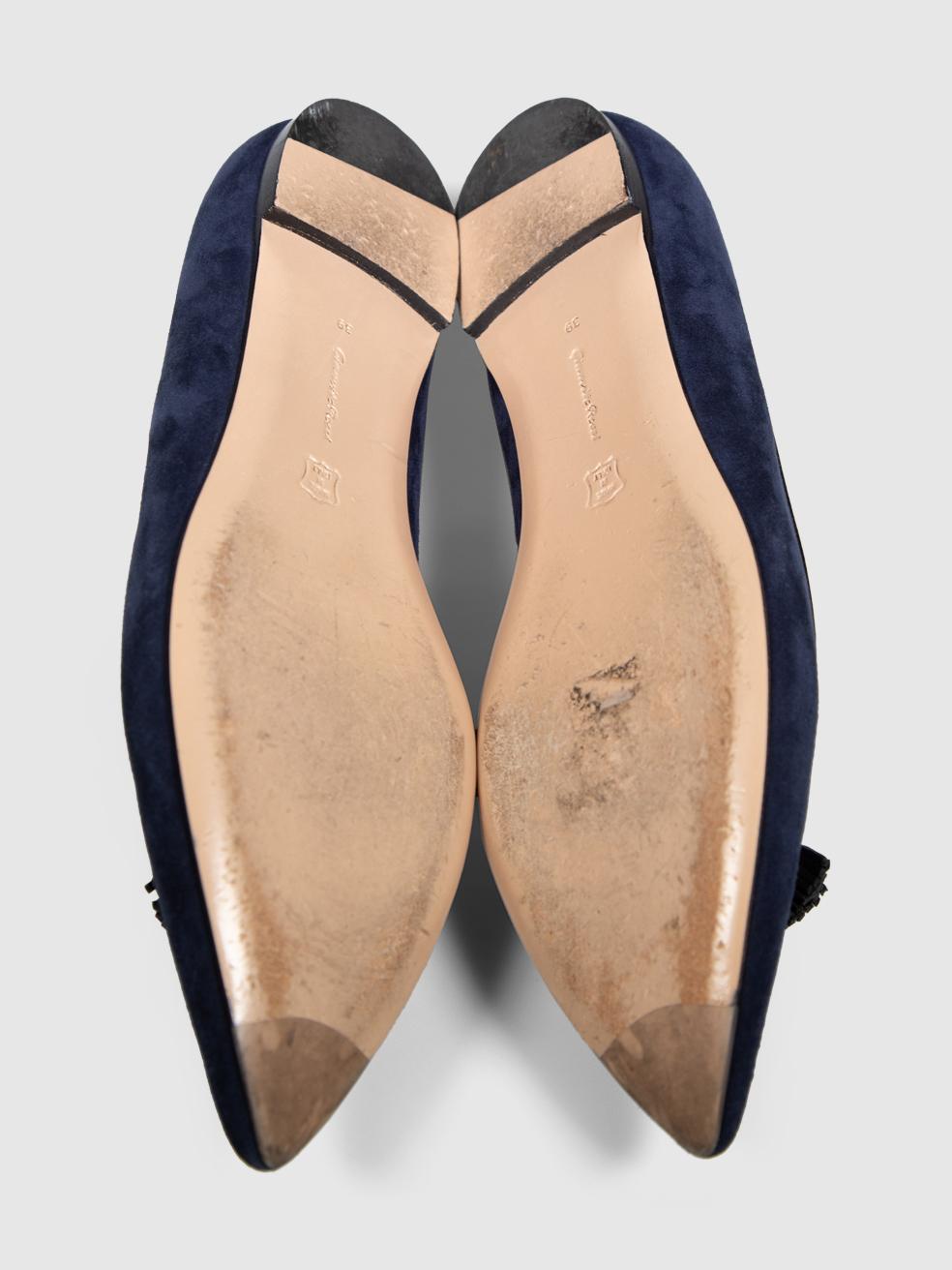 De las mujeres Gianvito Rossi Navy Suede Point Toe Flats Size IT 39 en venta