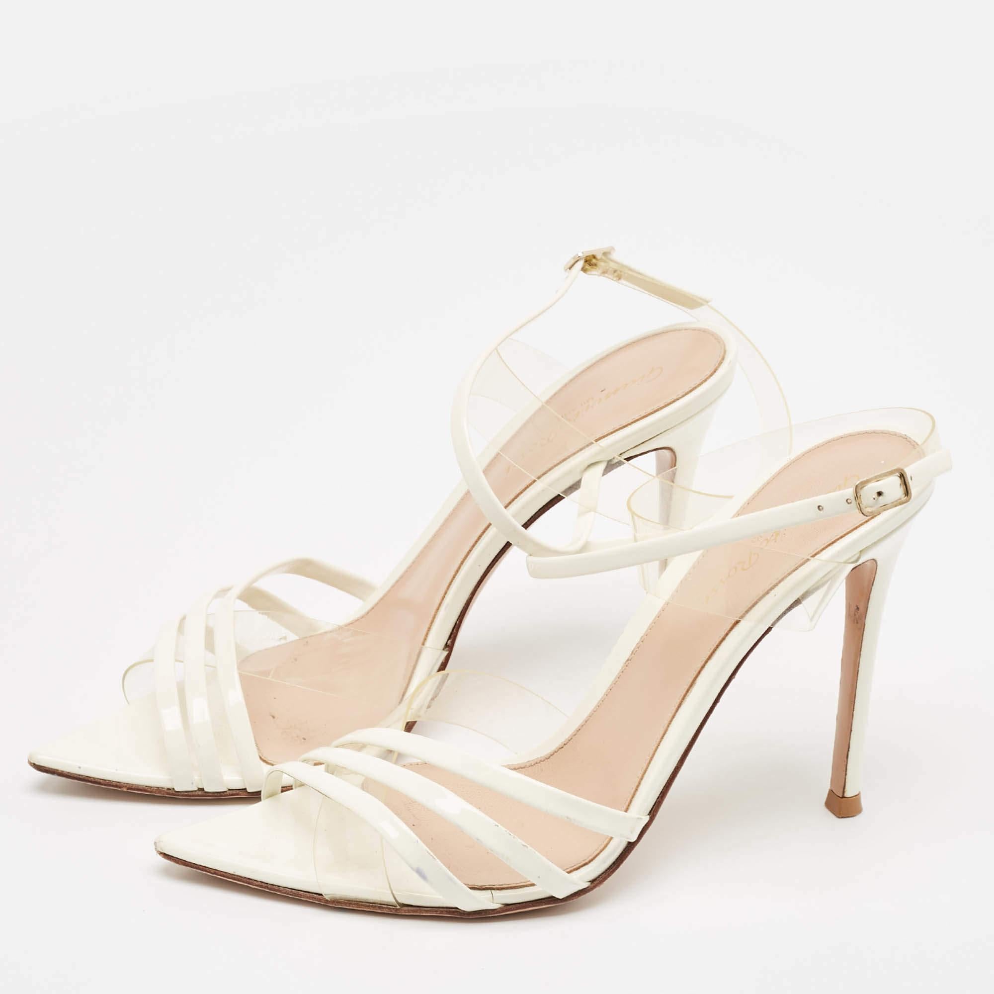 These sandals will frame your feet in an elegant manner. Crafted from quality materials they flaunt a classy display comfortable insoles and durable heels.