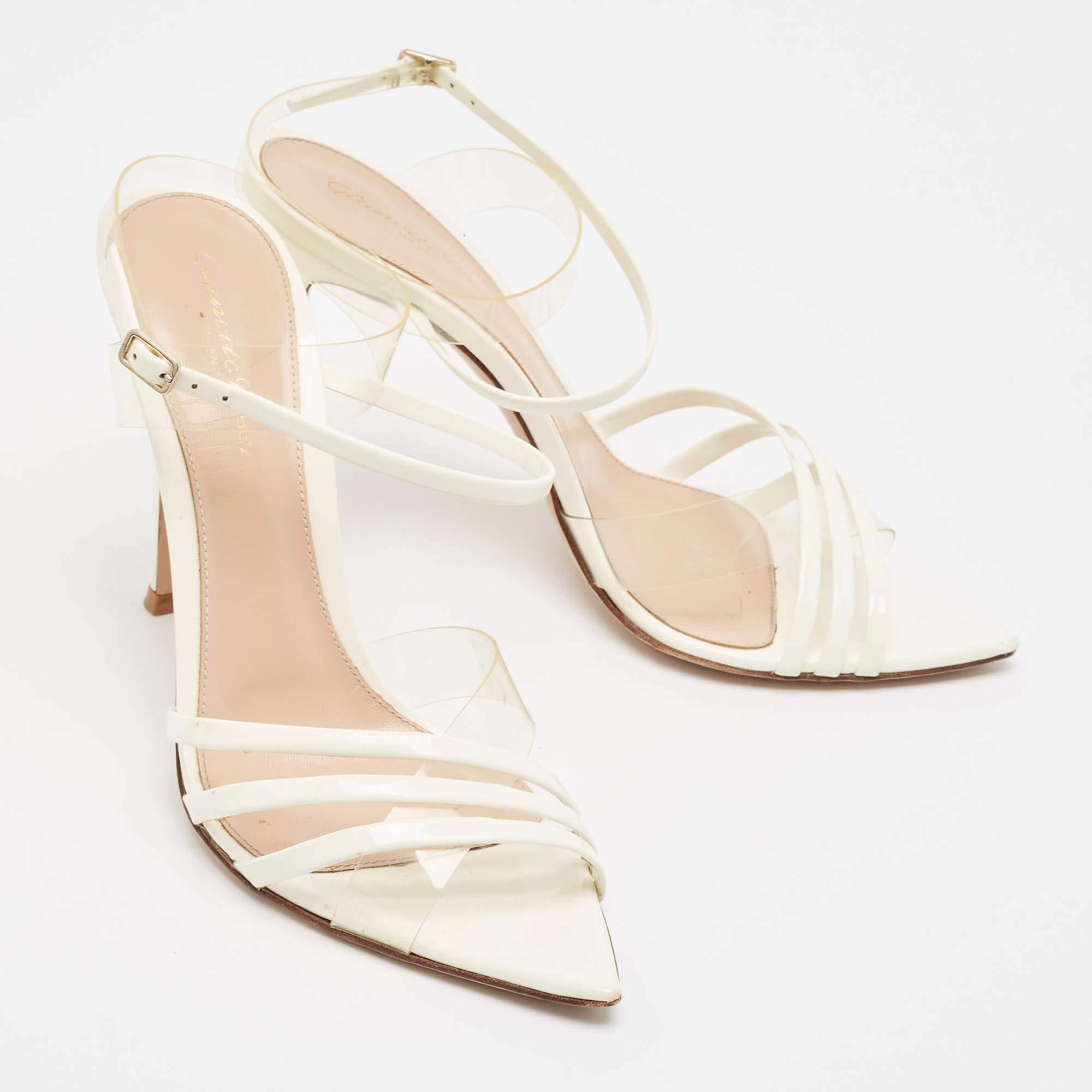 Gianvito Rossi Off White Patent Leather and PVC Strappy Sandals Size 38.5 For Sale 1