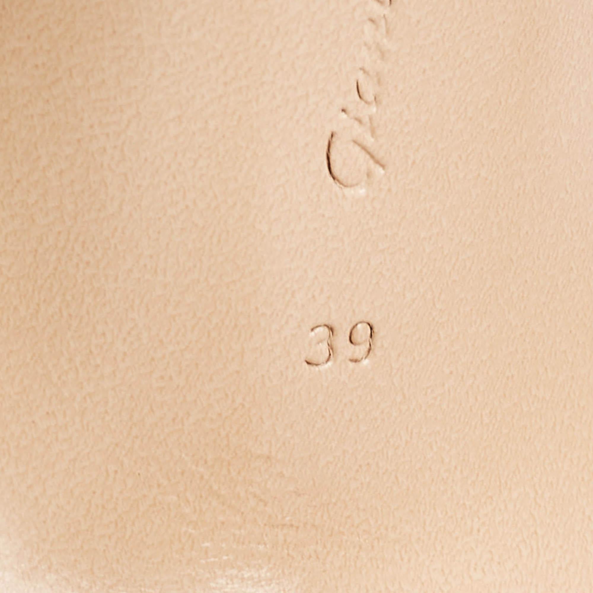 Gris Gianvito Rossi - Sandales Leomi en cuir tressé rose, taille 39