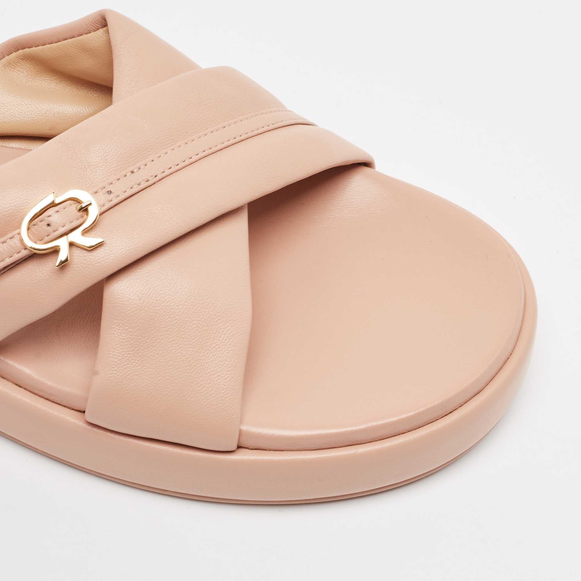 Gianvito Rossi Rosa Pelle alima Criss Cross Flat Slides Taglia 40.5 in vendita 2