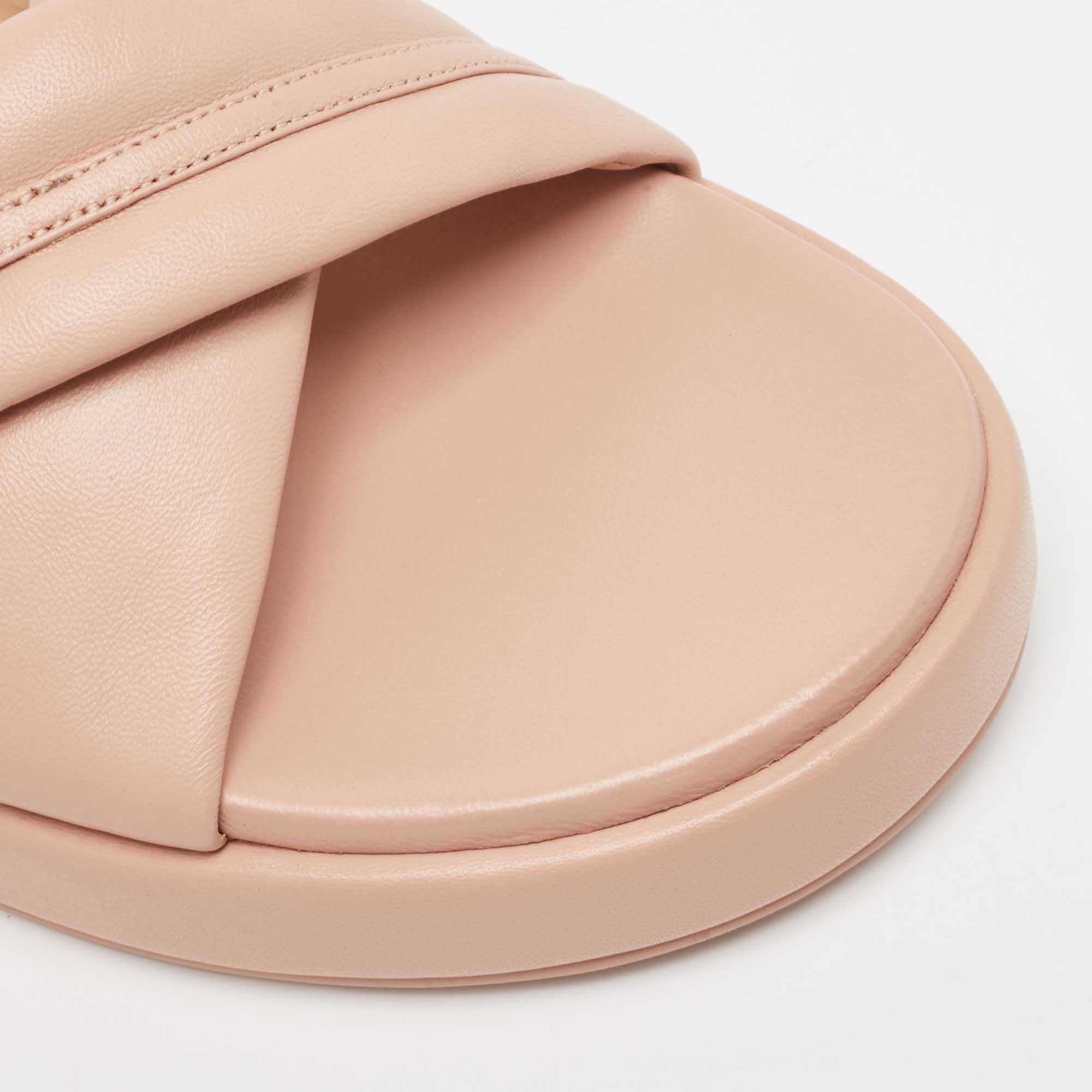 Gianvito Rossi Pink Leather Alima Sandals Size 40 For Sale 2