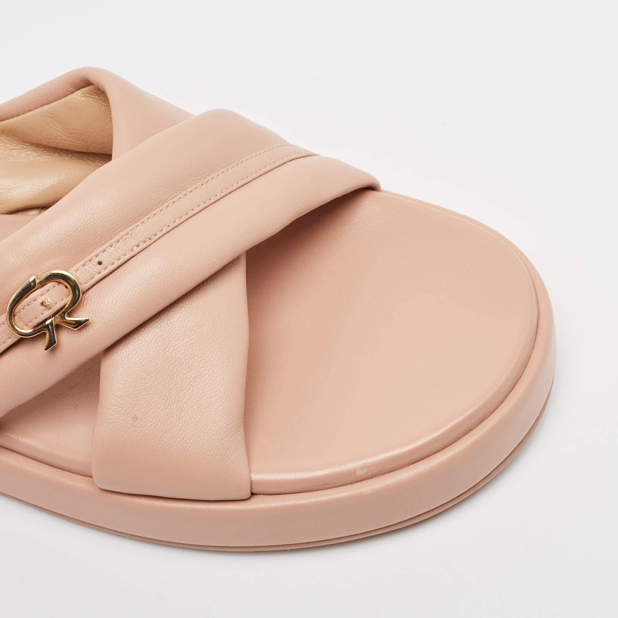 Gianvito Rossi, pelle rosa, Alima Slide Flats 41,5 in vendita 2