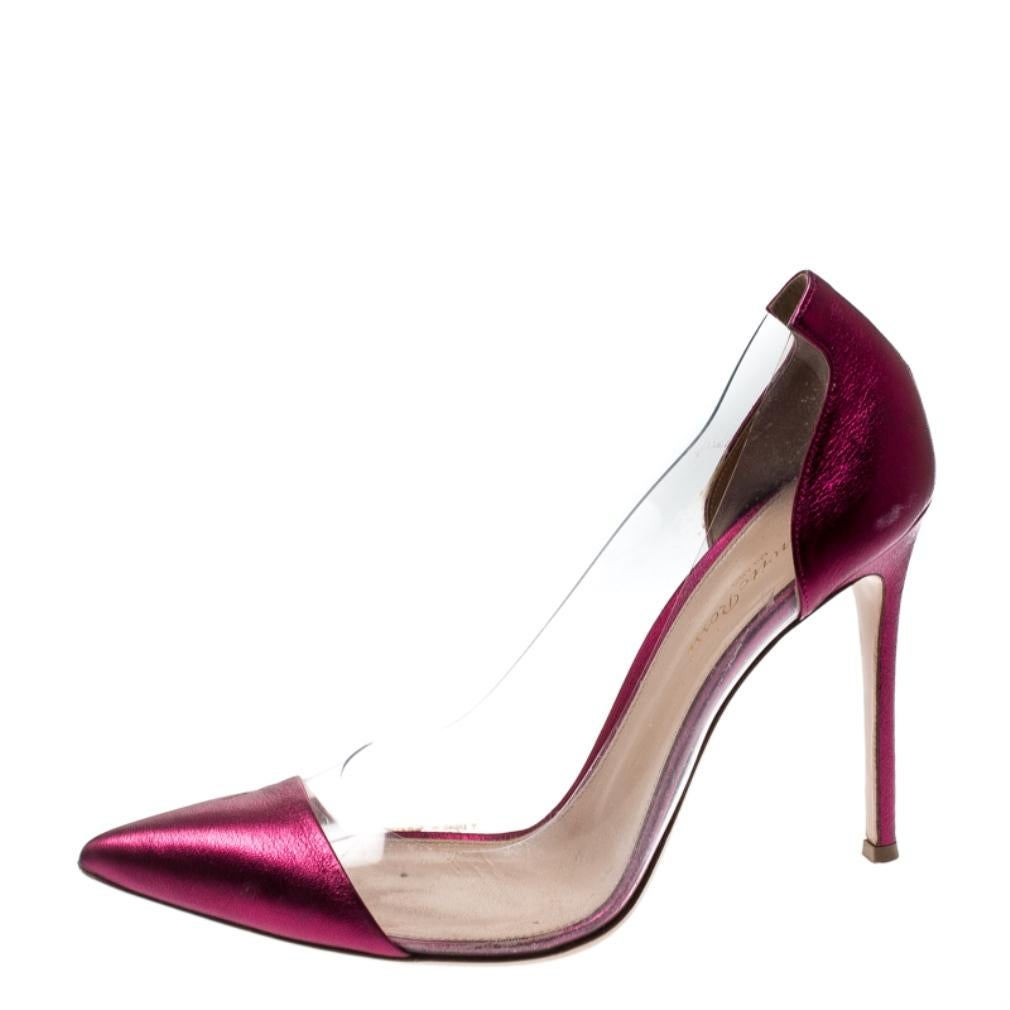 All a woman needs is a little love and a gorgeous pair of pumps to brighten up her day. These beautiful Gianvito Rossi pumps have been styled with perfection just so a diva like you can flaunt them. They've been crafted from pink leather and styled