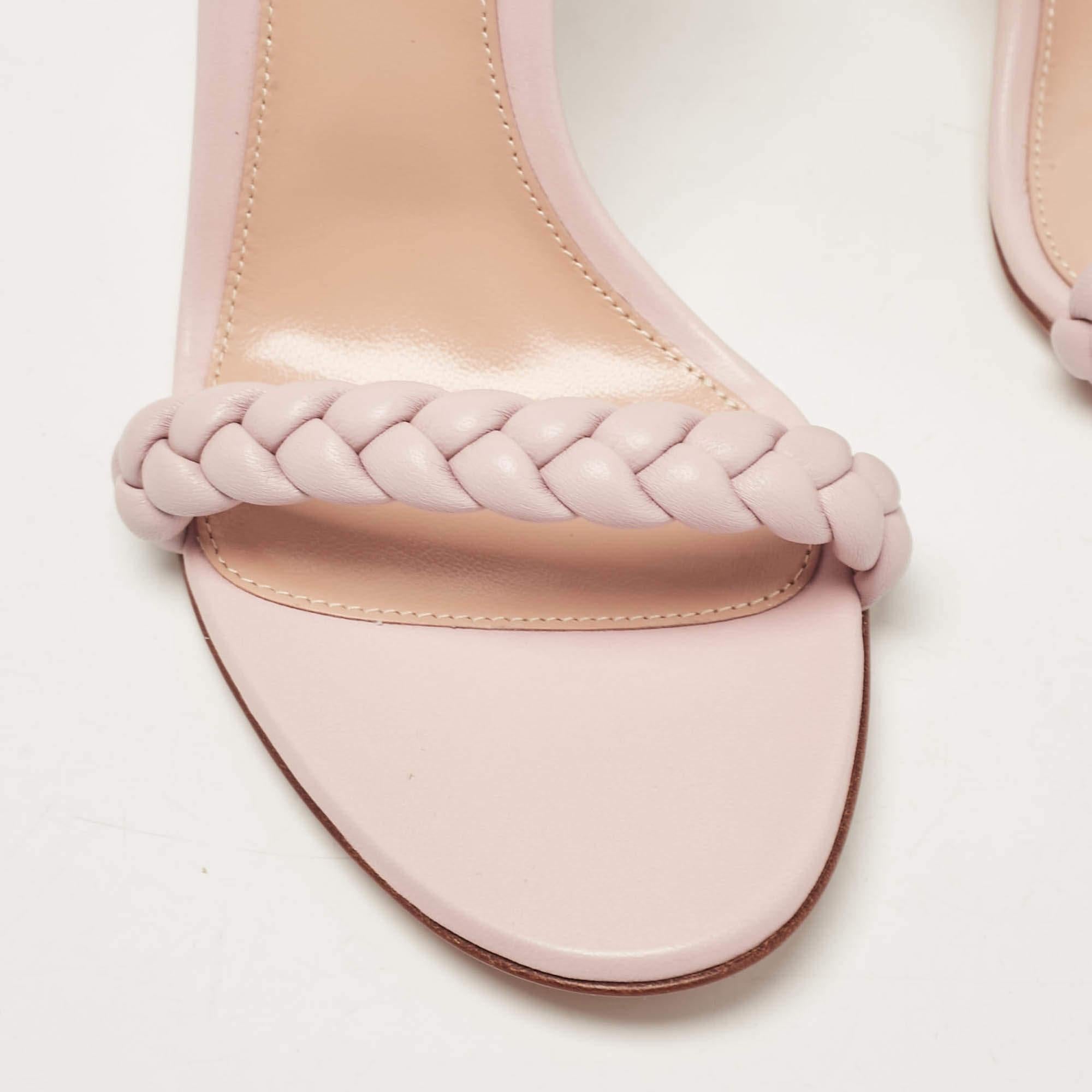 Gianvito Rossi Pink Leather Leomi Ankle Wrap Sandals Size 39.5 For Sale 2