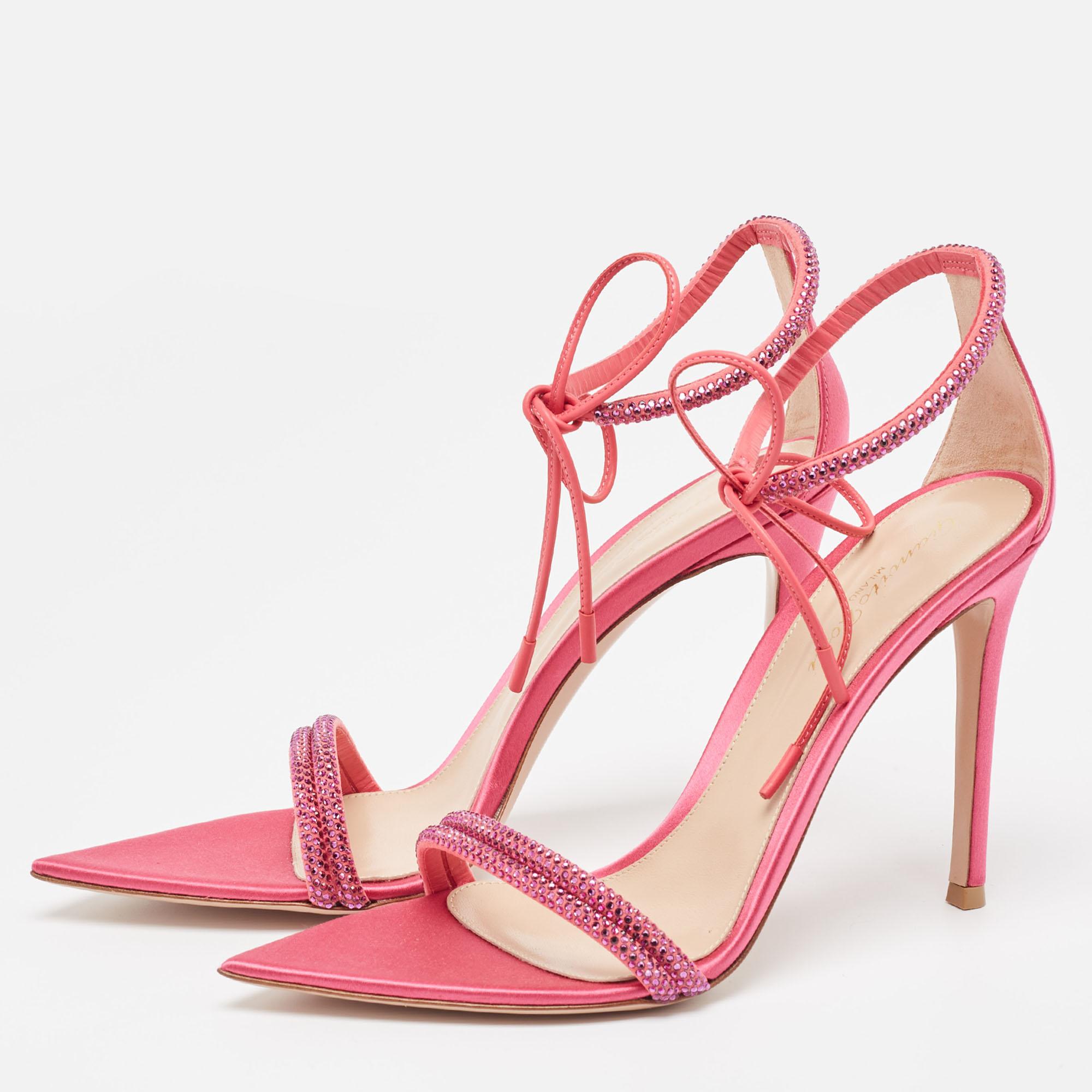 Gianvito Rossi Pink Satin Embellished Montecarlo Sandals Size 39 For Sale 4