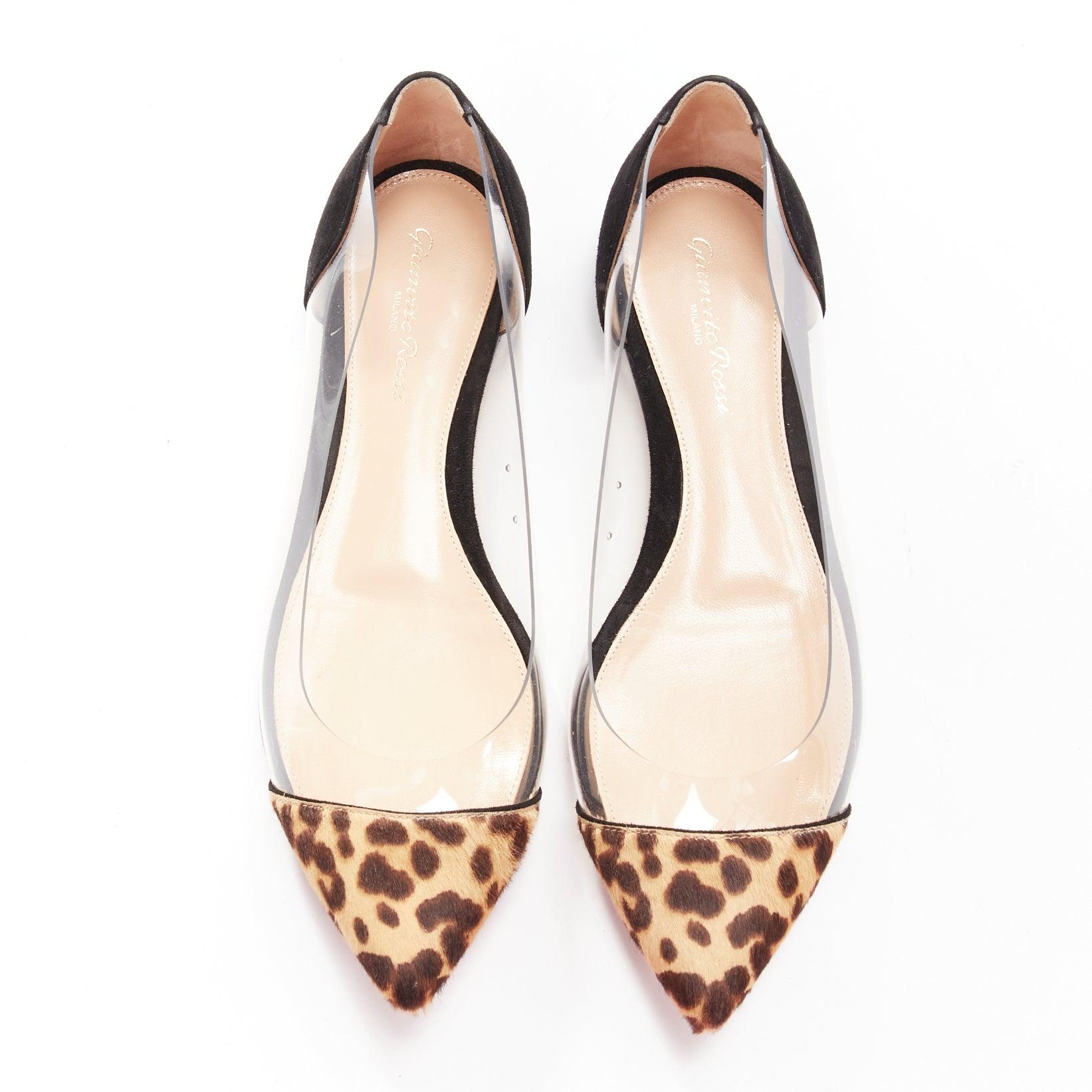 GIANVITO ROSSI Plexi Flat leoparrd point toe PVC suede flats EU37.5
Reference: SNKO/A00378
Brand: Gianvito Rossi
Model: Plexi Flat
Material: PVC, Leather
Color: Brown, Black
Pattern: Leopard
Lining: Beige Leather
Extra Details: PVC with leopard
