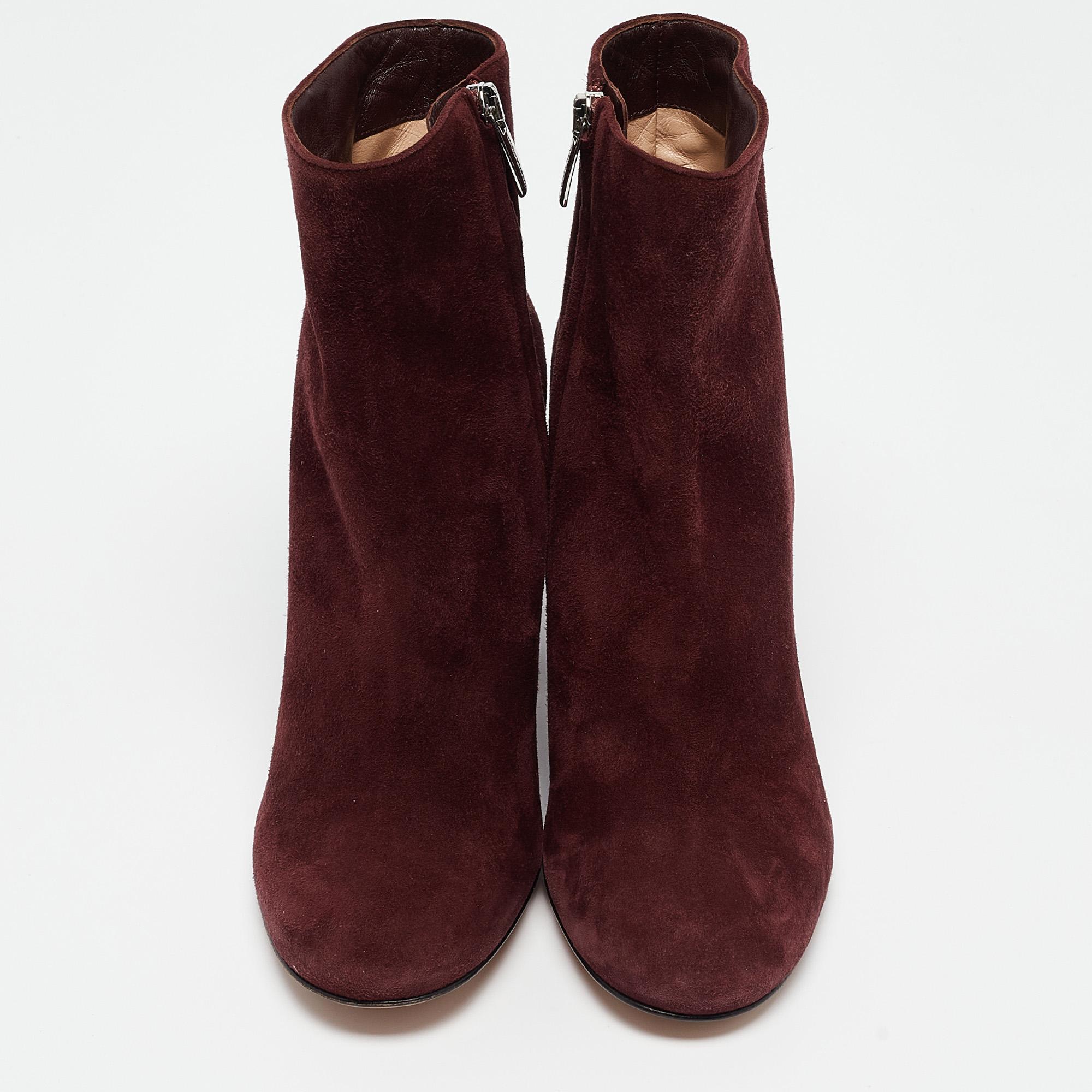 Noir Gianvito Rossi - Bottines à lanières en daim prune, taille 36,5 en vente