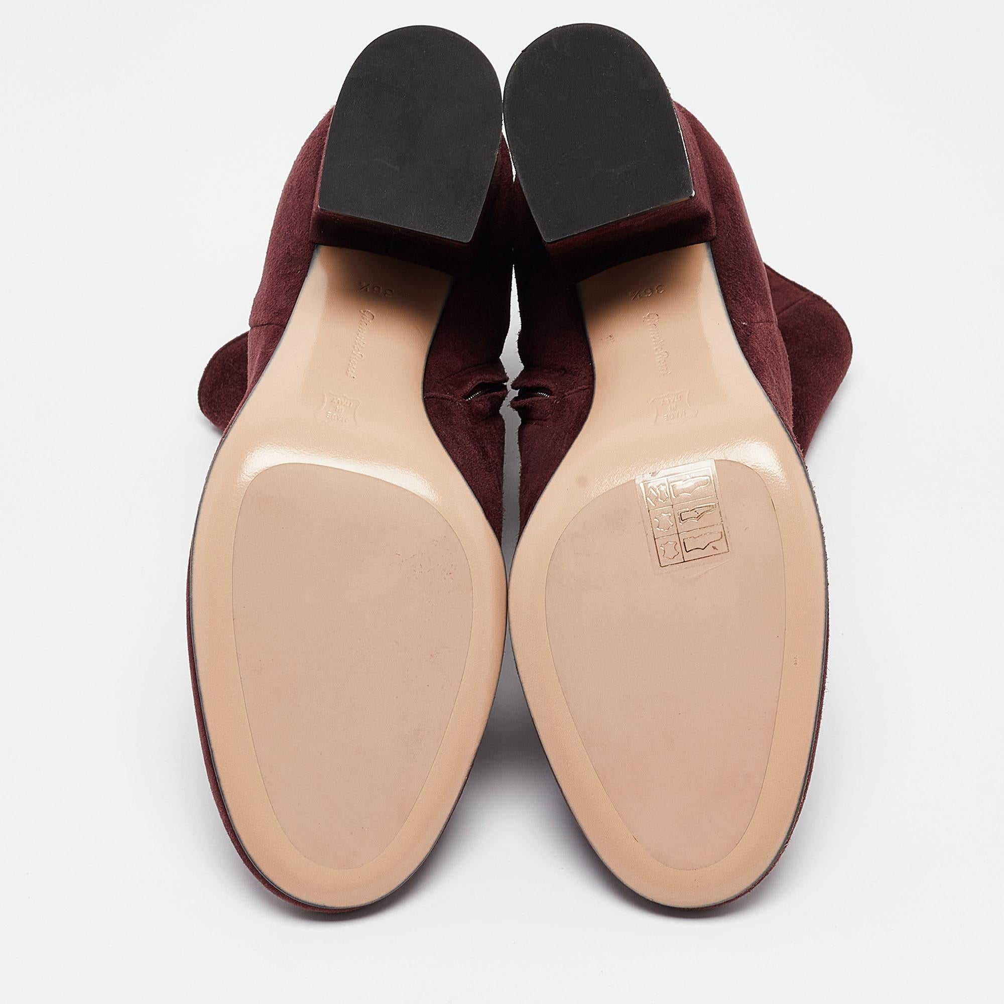 Gianvito Rossi - Bottines à lanières en daim prune, taille 36,5 en vente 1